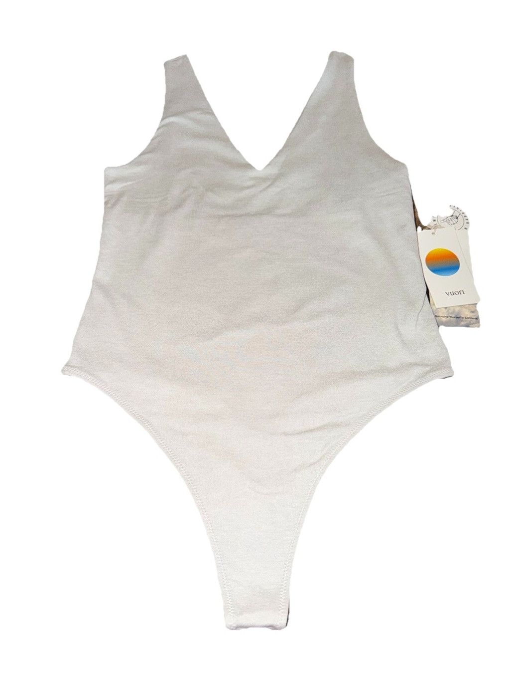 Vuori VUORI HALO BODYSUIT SALT HEATHER COLOR SIZE LARGE PTP 14.5” Size L / US 10 / IT 46 - 4 Thumbnail
