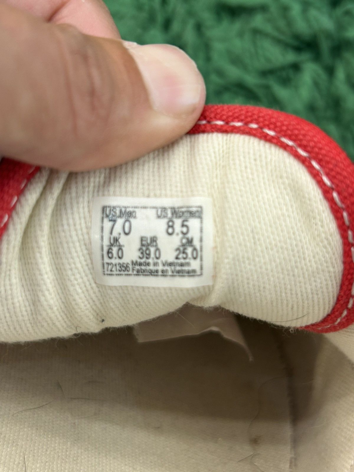 Notre × Vans Vans x Notre Red Old Skool shoes Size US 7 / EU 40 - 6 Thumbnail
