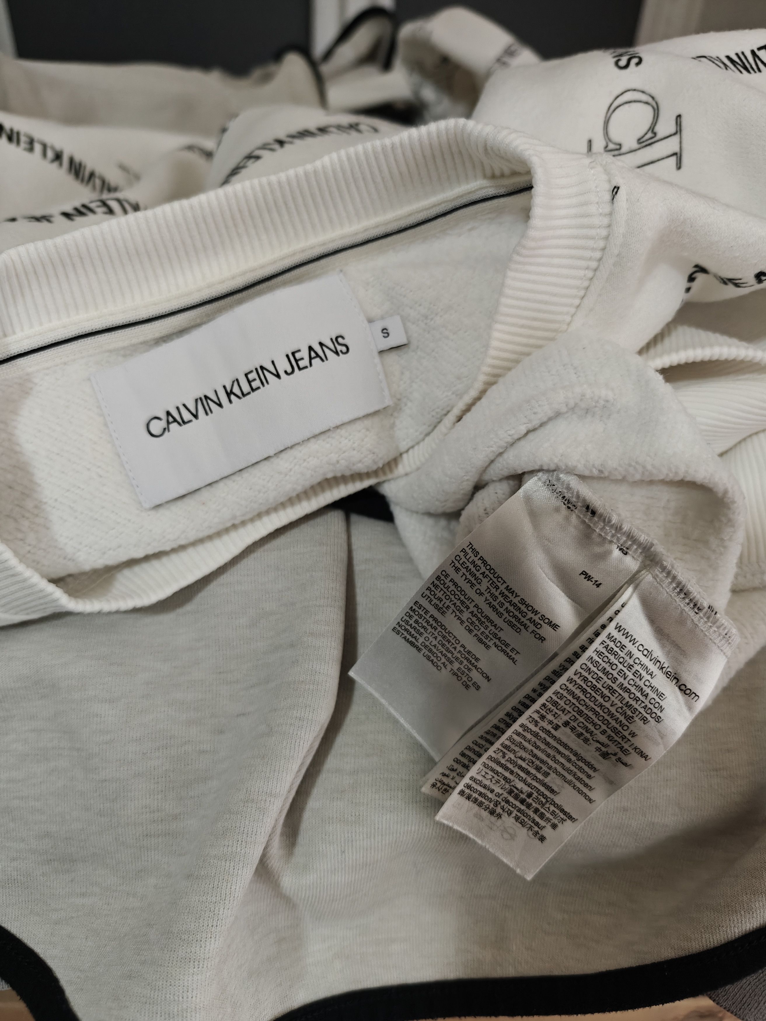Calvin Klein Calvin Klein Jeans Sweatshirt Crewneck Monogram Pullover S Size US S / EU 44-46 / 1 - 8 Thumbnail