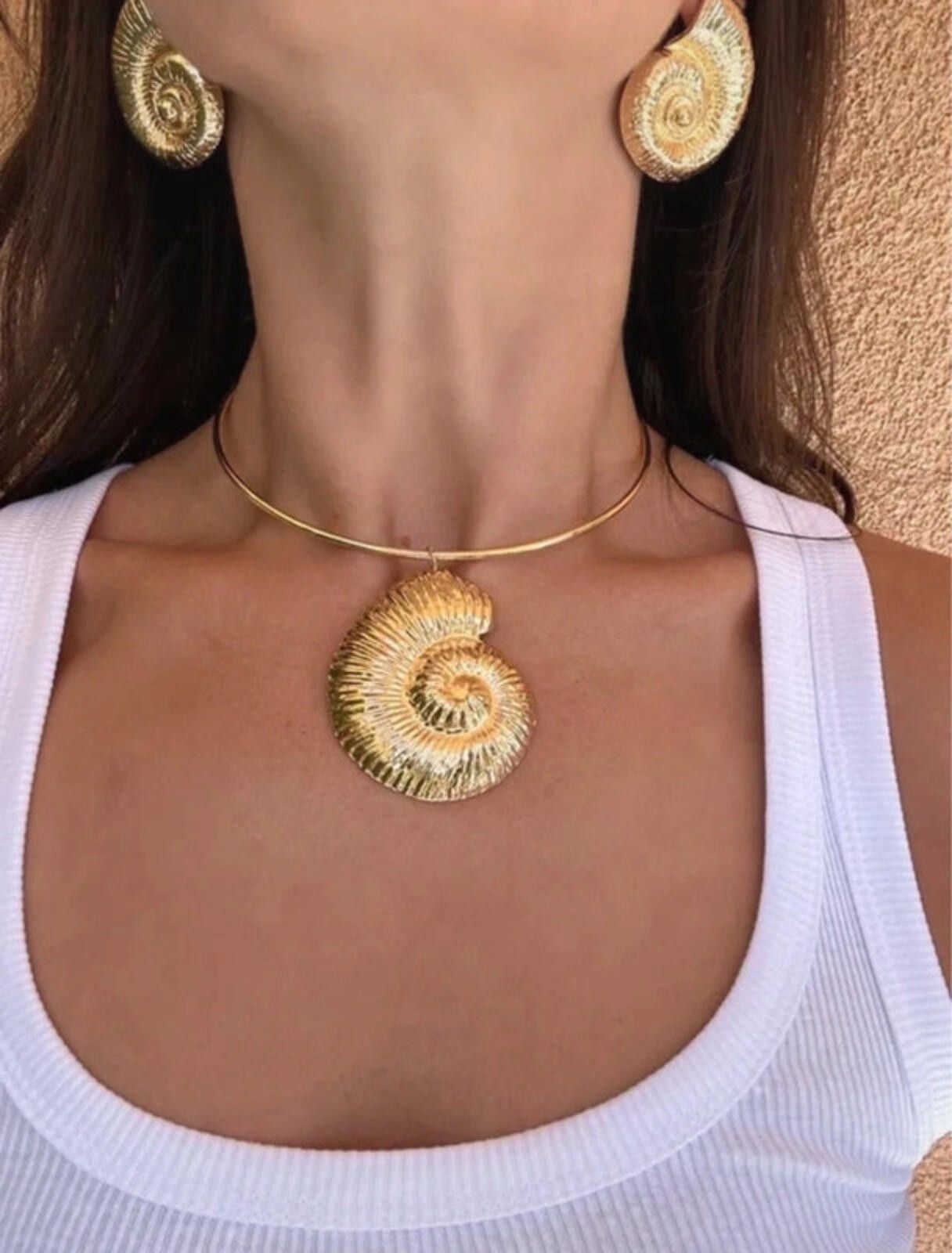 Other Gold plated seashell conch shell pendant choker necklace Size ONE SIZE - 3 Thumbnail