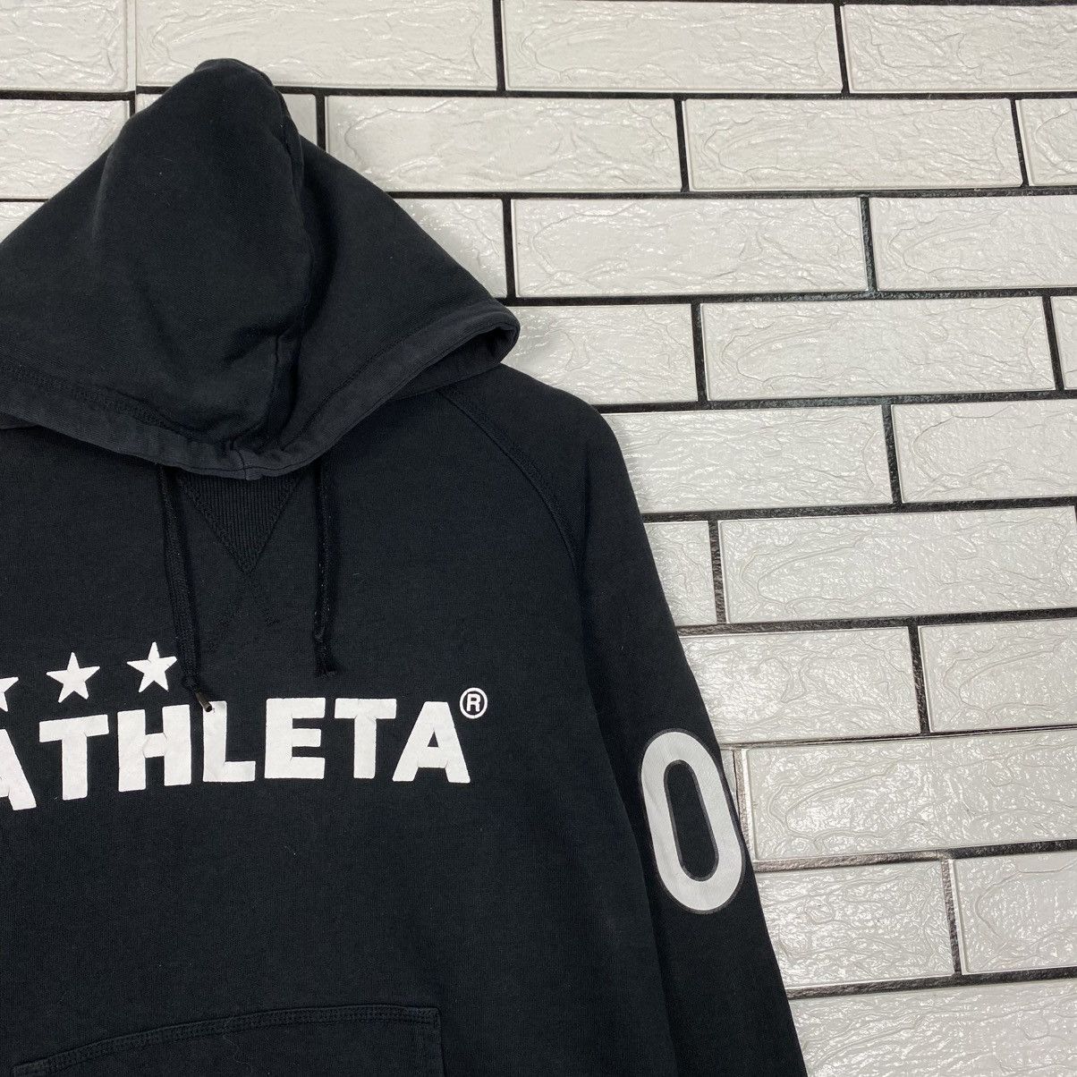 Japanese Brand 📌Vintage Hoodie Pull Over Athleta Big Logo Size US L / EU 52-54 / 3 - 7 Thumbnail