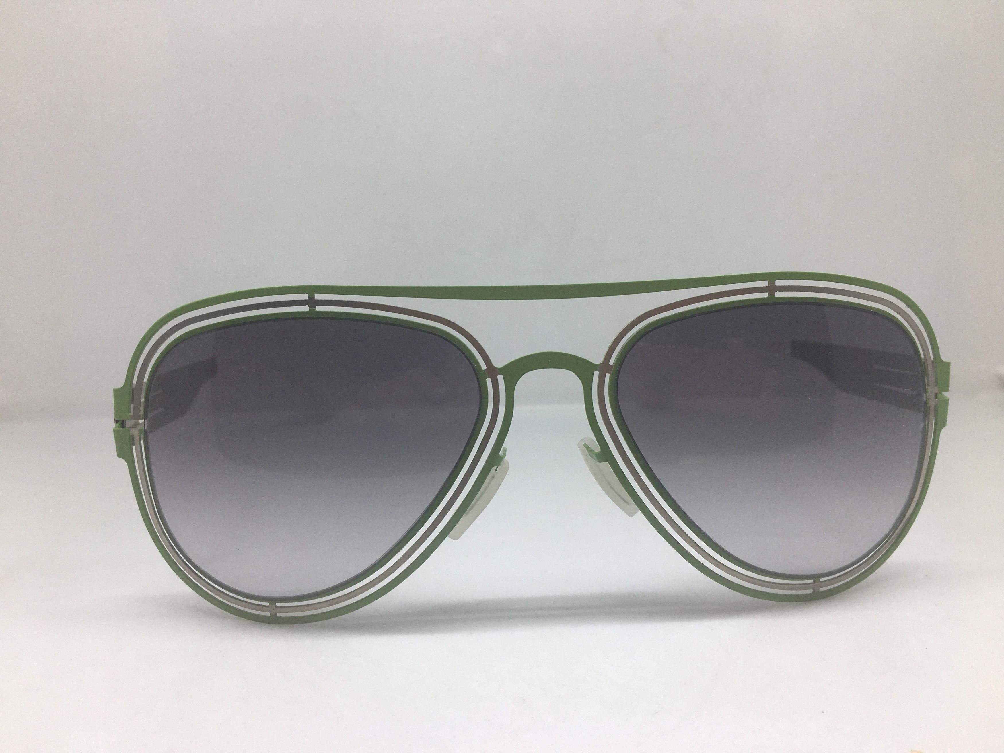 Other AC Berlin Silver Green Alloy Aviator Sunglasses Frame Size ONE SIZE - 1 Thumbnail