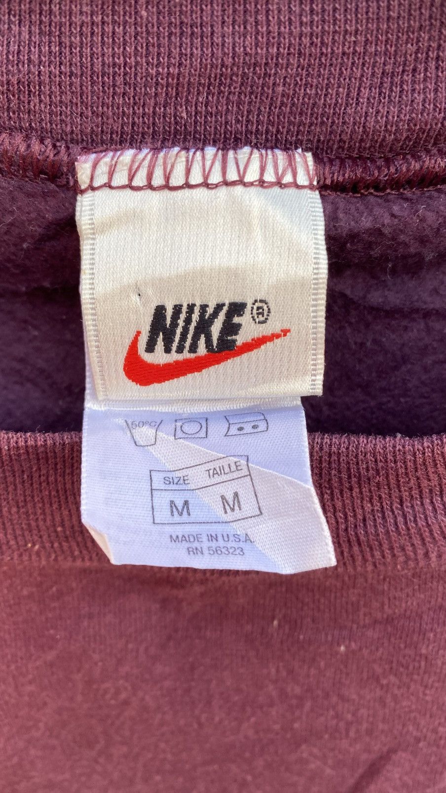 Nike Vintage Nike Big Swoosh Logo Size US M / EU 48-50 / 2 - 3 Thumbnail