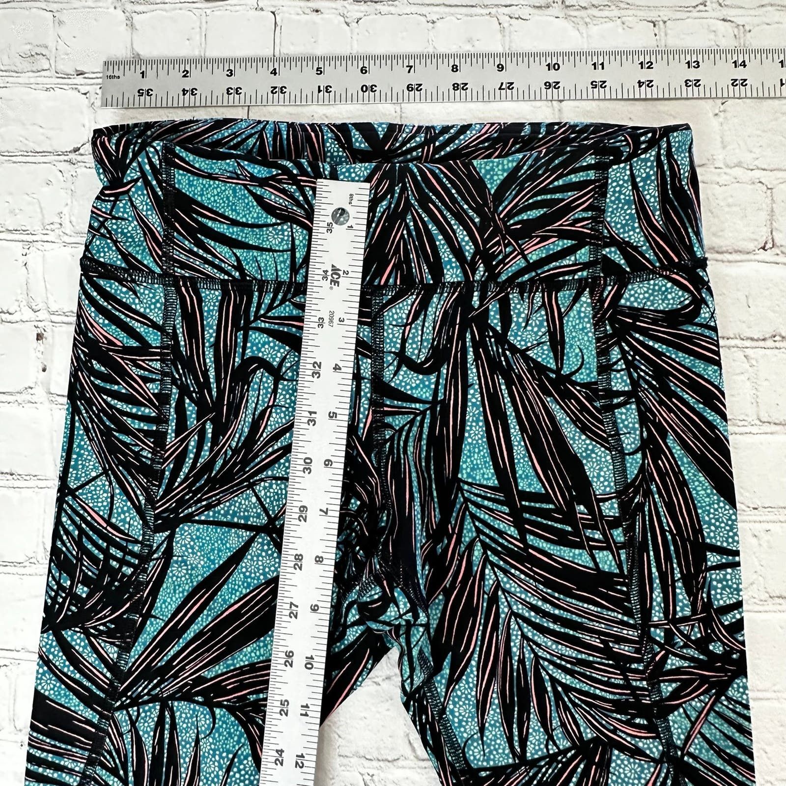 Lululemon lululemon leggings size 6 Size 28" / US 6 / IT 42 - 3 Thumbnail