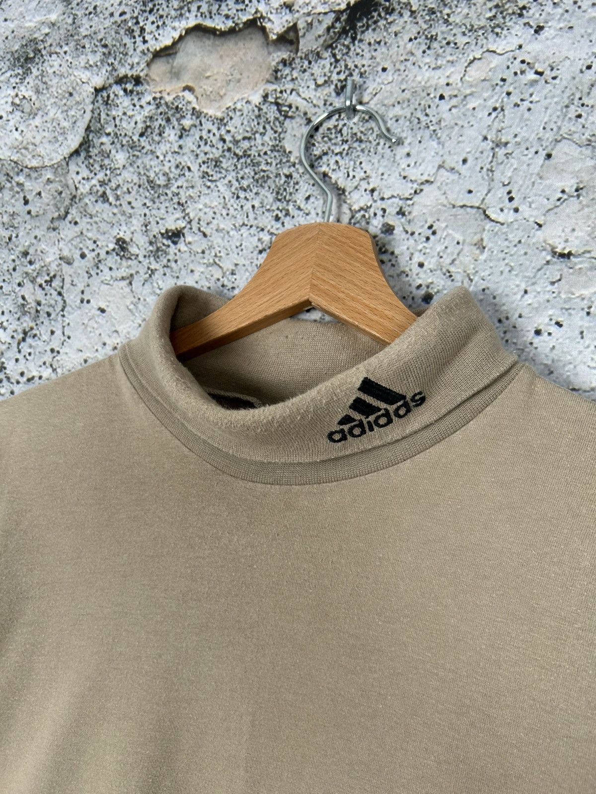 Adidas Vintage Adidas 90s Turtle Neck Longsleeve Sportswear Hype Size US M / EU 48-50 / 2 - 3 Thumbnail