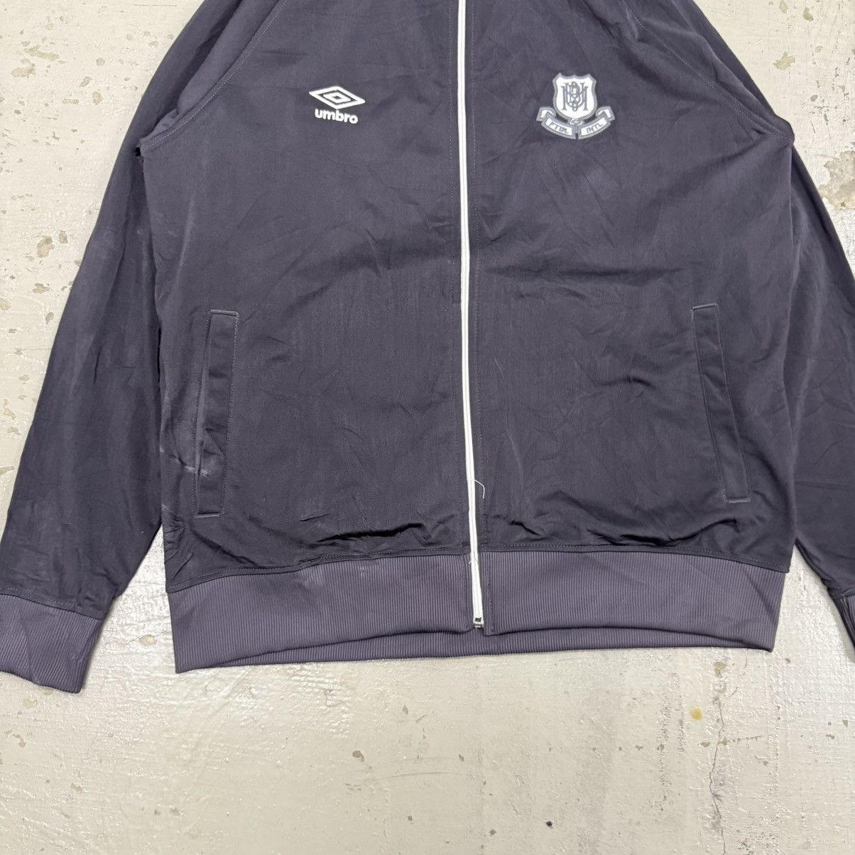 Umbro Vintage Umbro Football Jacket Size US L / EU 52-54 / 3 - 3 Thumbnail