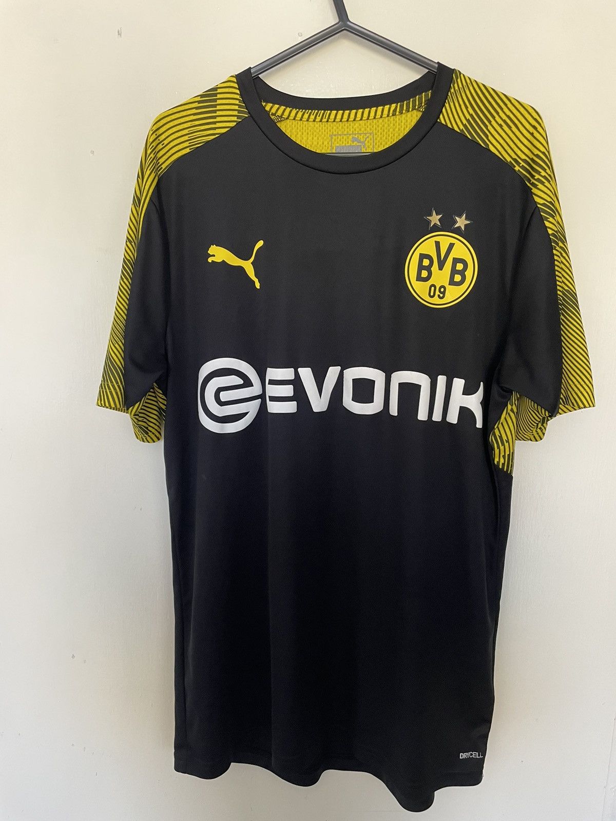 Puma Borussia Dortmund jersey Size US M / EU 48-50 / 2 - 4 Thumbnail