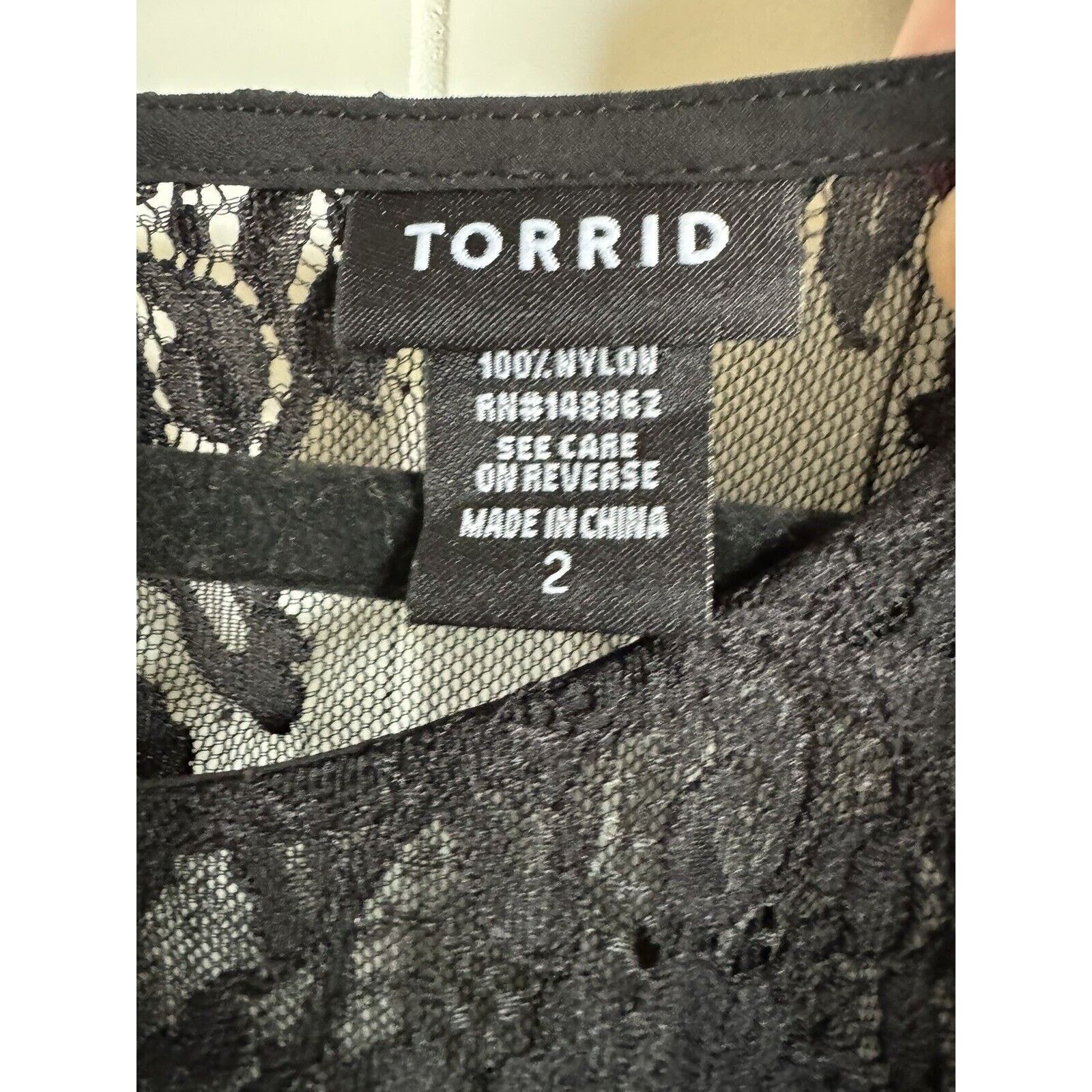 Other Torrid Womens Blouse Sz 2 Black Satin Lace Inset Top Size XXL / US 16-18 / IT 52-54 - 7 Thumbnail