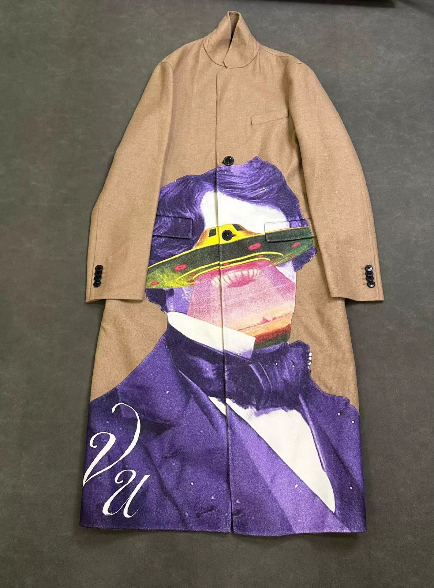 Valentino Valentino x Undercover Flying Saucer Portrait Cashmere Alpac Size US S / EU 44-46 / 1 - 1 Thumbnail