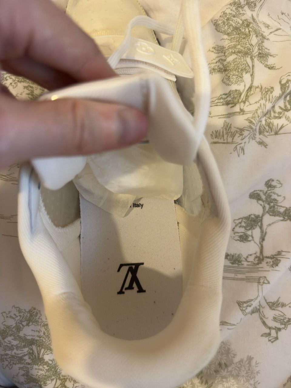 Louis Vuitton Louis Vuitton Trainer Transparent Size US 9 / EU 42 - 13 Thumbnail