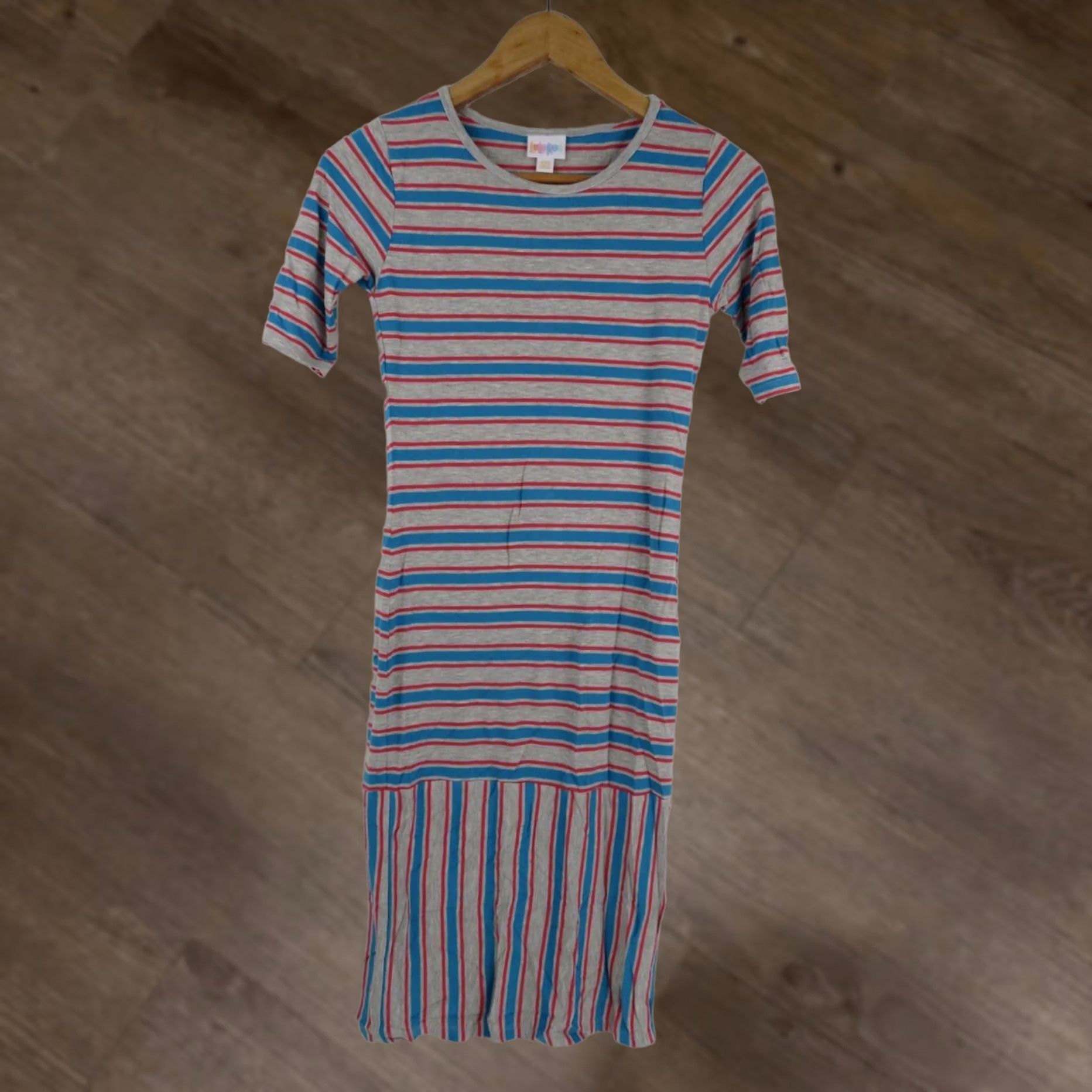 Vintage LuLaRoe Julia Dress Striped Bodycon XXS Gray Red Blue Knit Knee Length Dress Womens Small XS? Size XXS / US 00 / IT 34 - 1 Thumbnail