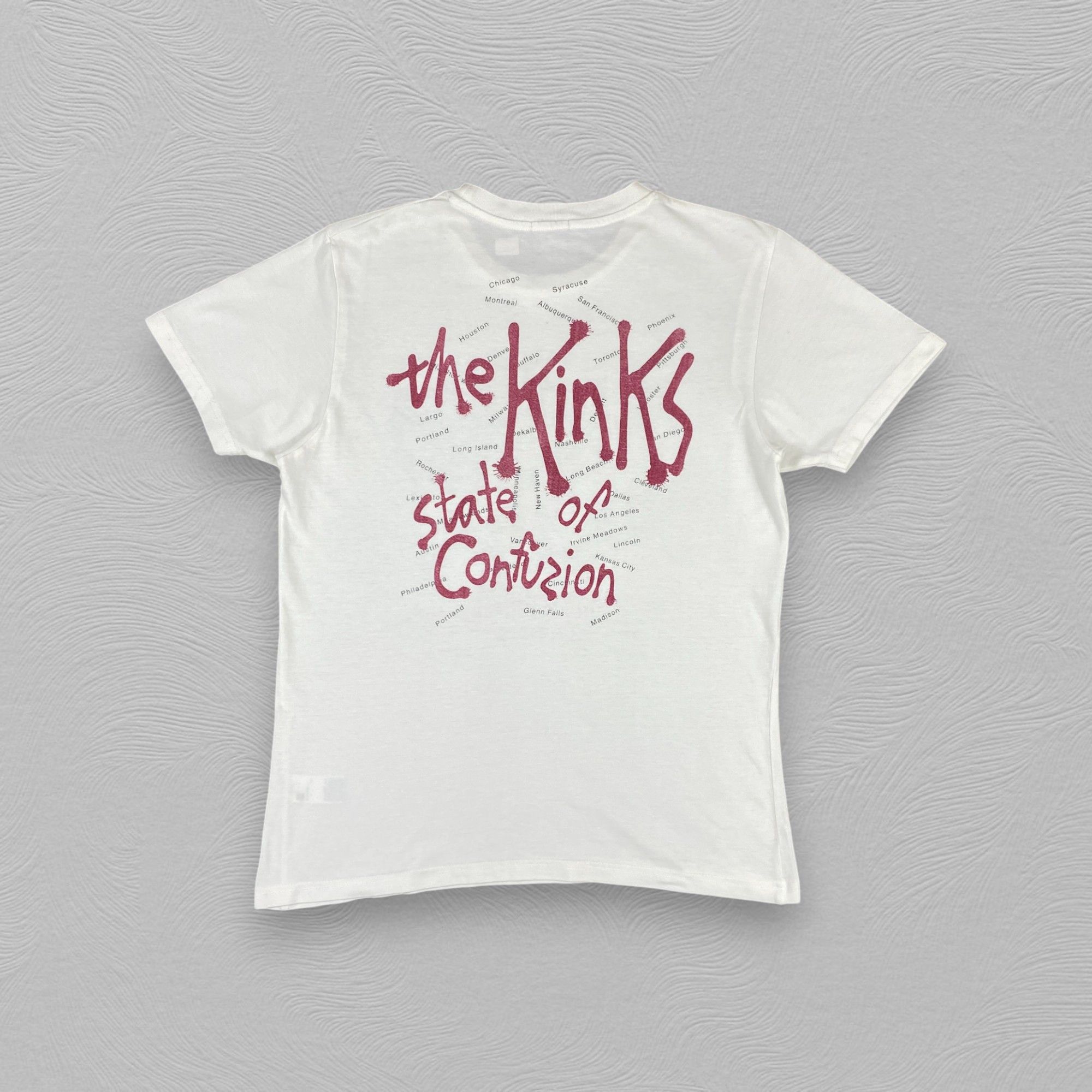 Band Tees Vintage The Kinks Band T-Shirt - L021 Size US S / EU 44-46 / 1 - 2 Thumbnail