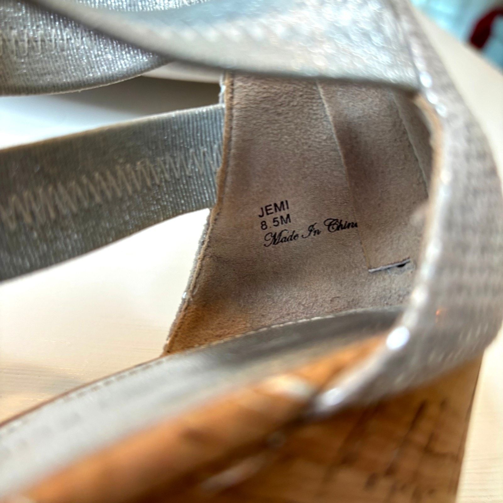Donald Pliner Donald J Pliner Jemi Silve Wedge Sandals 8.5 Cork Heels Size US 8.5 / IT 38.5 - 10 Thumbnail