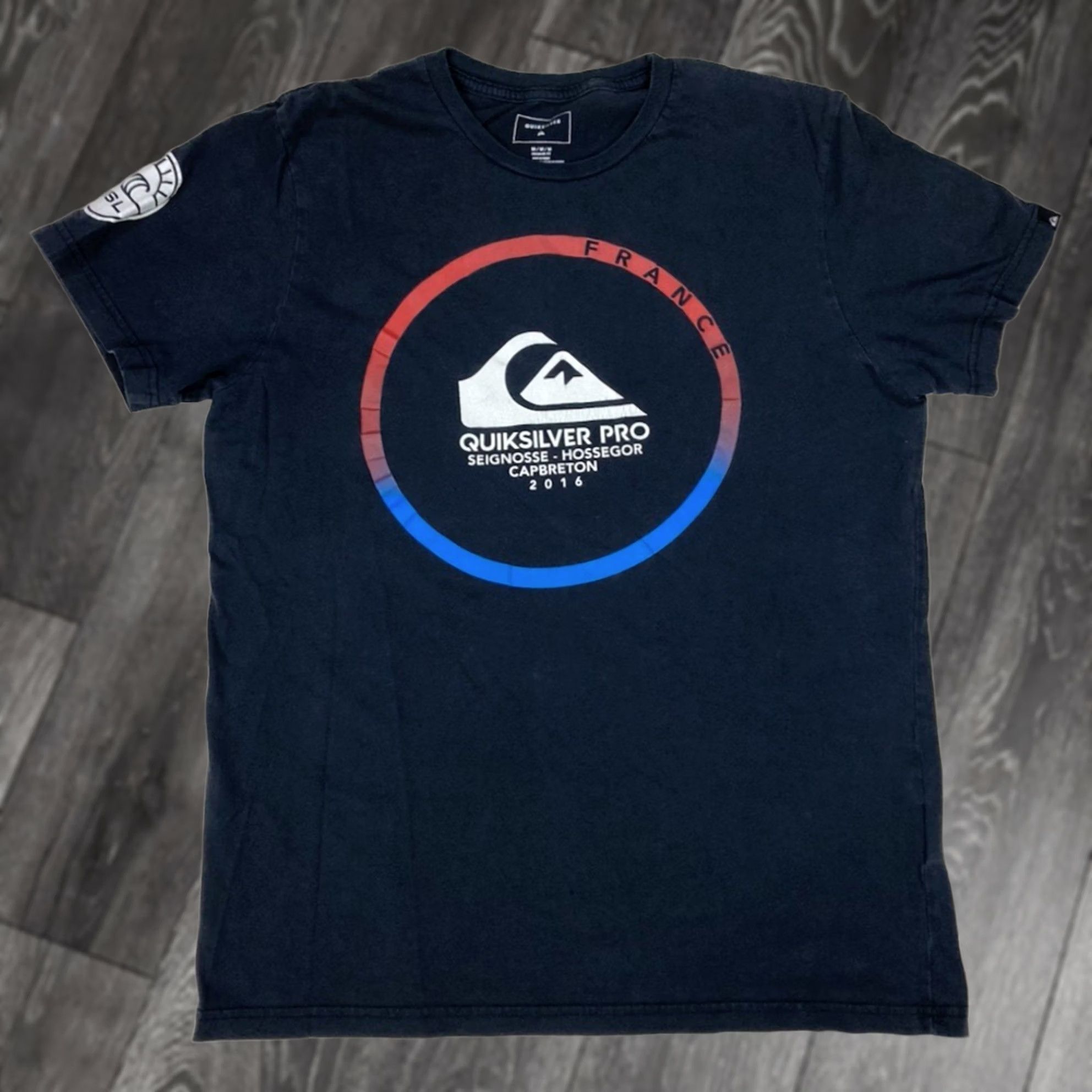 Quiksilver VINTAGE Quiksilver T-Shirt Men Medium Black Beach Graphic Print Capbreton Hossegor Seignosse WBL 2016 France Theme Beach Size US M / EU 48-50 / 2 - 1 Thumbnail