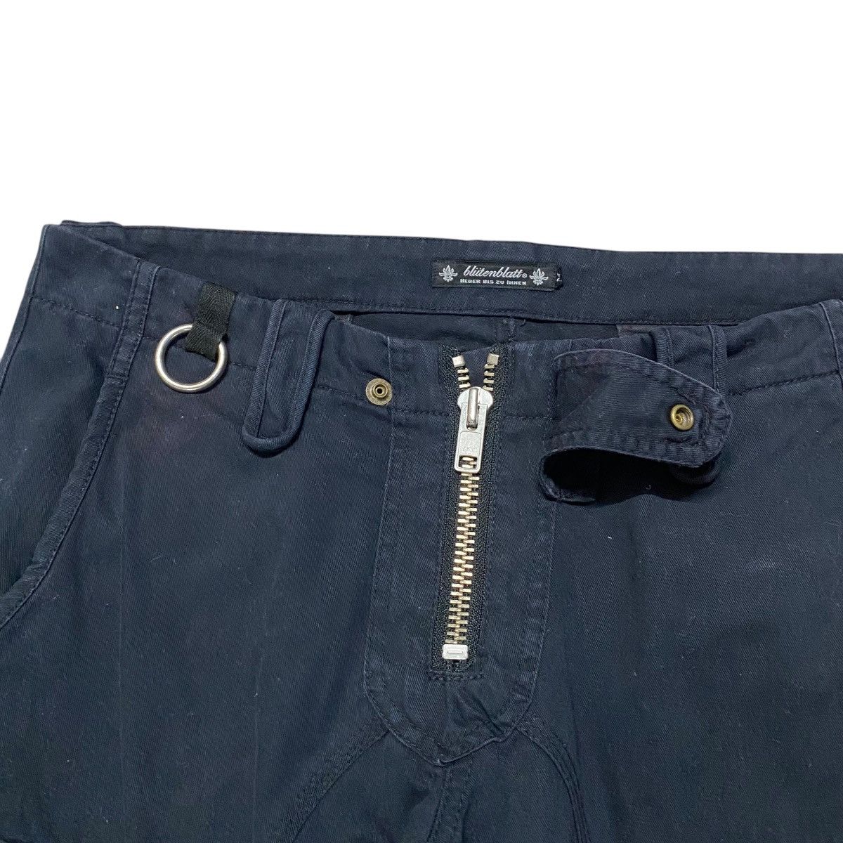 If Six Was Nine BLUTTENBLATT Leather Trimmed Cargo Pants Size US 33 - 5 Thumbnail