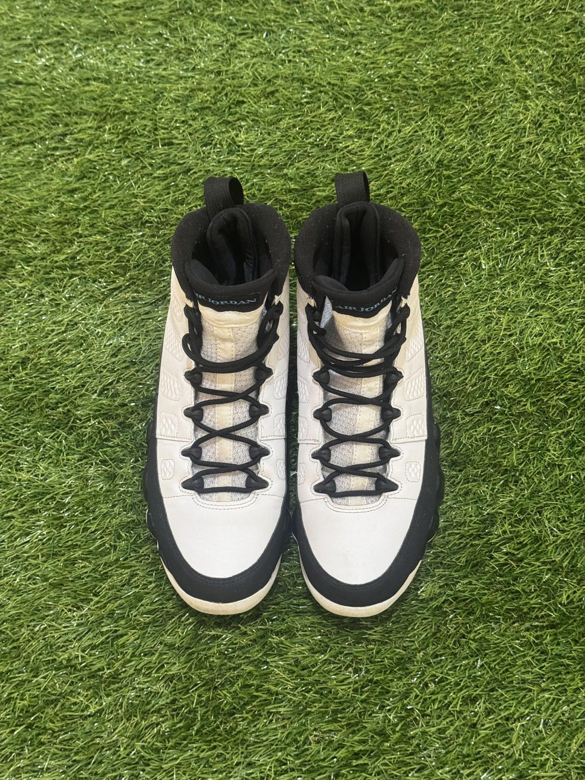 Jordan Brand Air Jordan 9 Retro “University Blue” Men’s Size 9.5 Size ONE SIZE - 4 Thumbnail