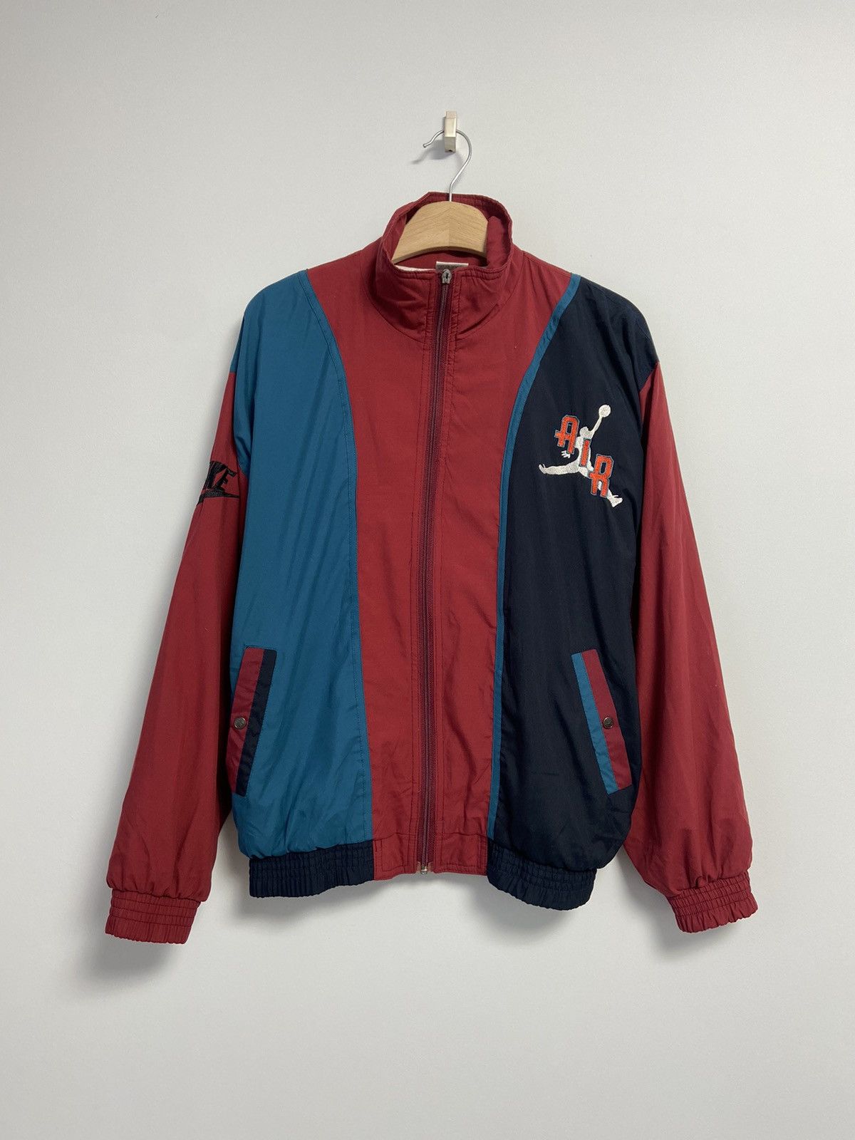 Air jordan jacket vintage on sale