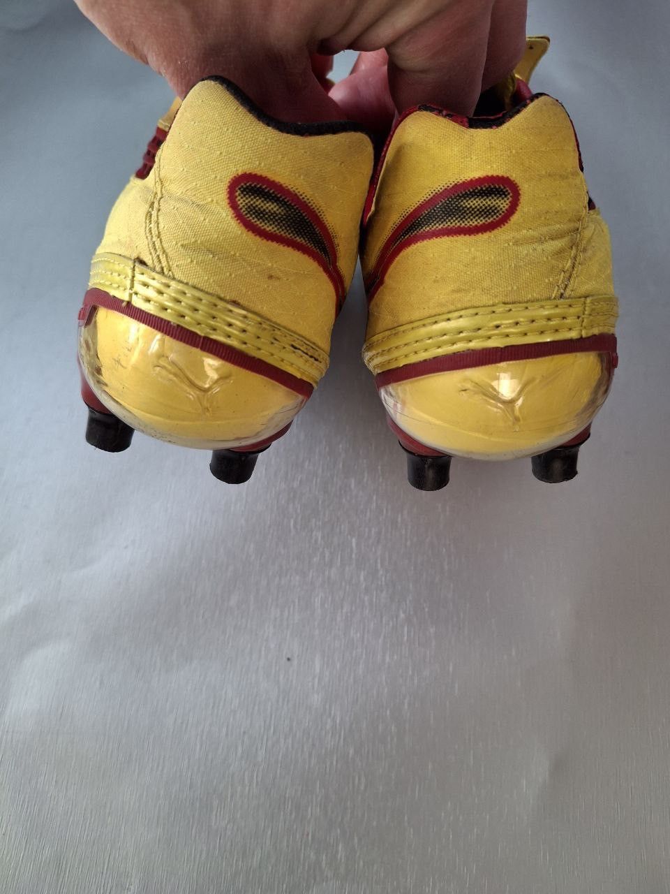 Puma × Vintage Puma V 1.08 Black Gold Soccer Cleats Size US 7 / EU 40 - 8 Thumbnail