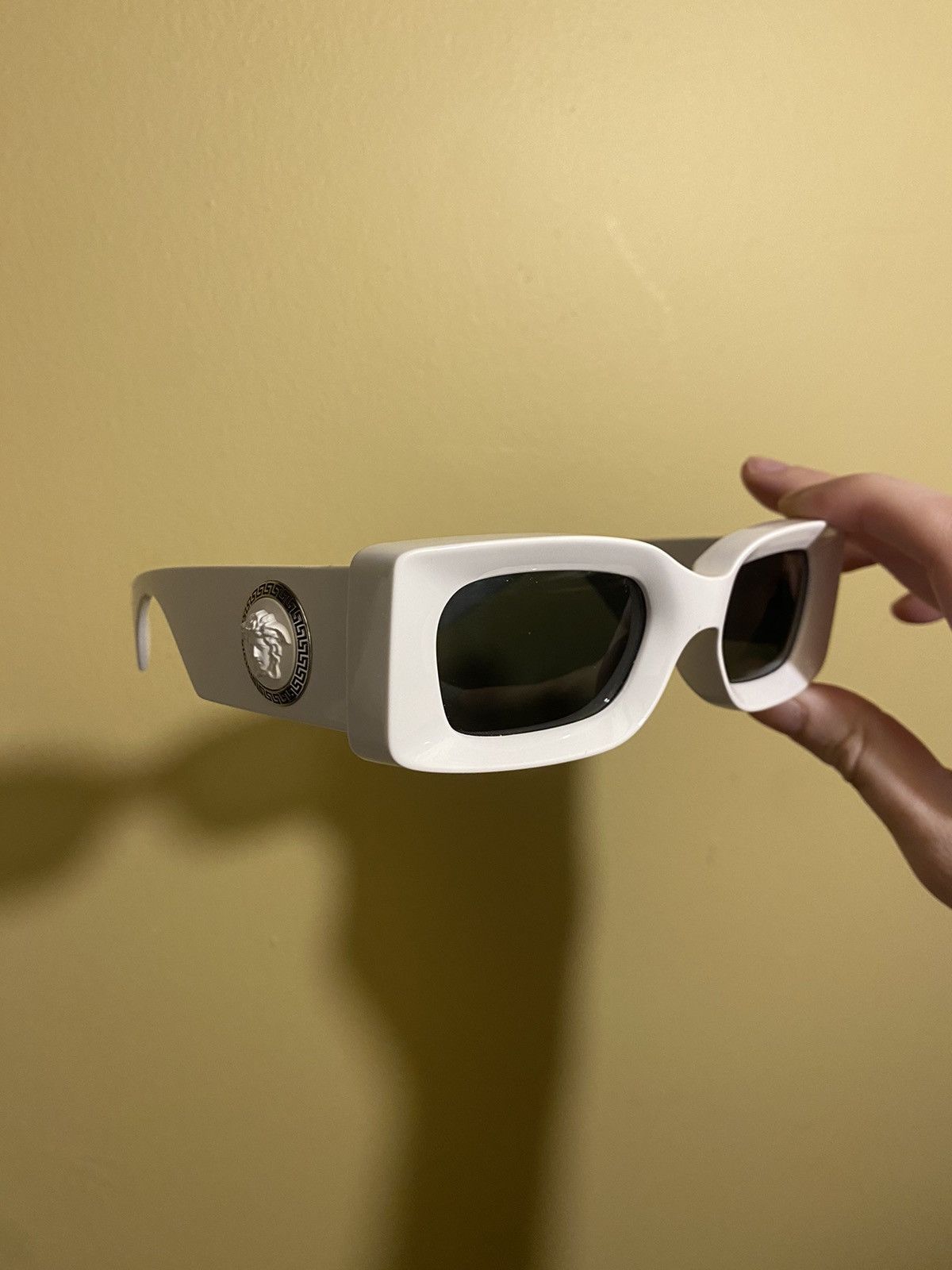Versace VERSACE GLASSES MEDUSA MEDALLION SUNGLASSES Size ONE SIZE - 1 Thumbnail