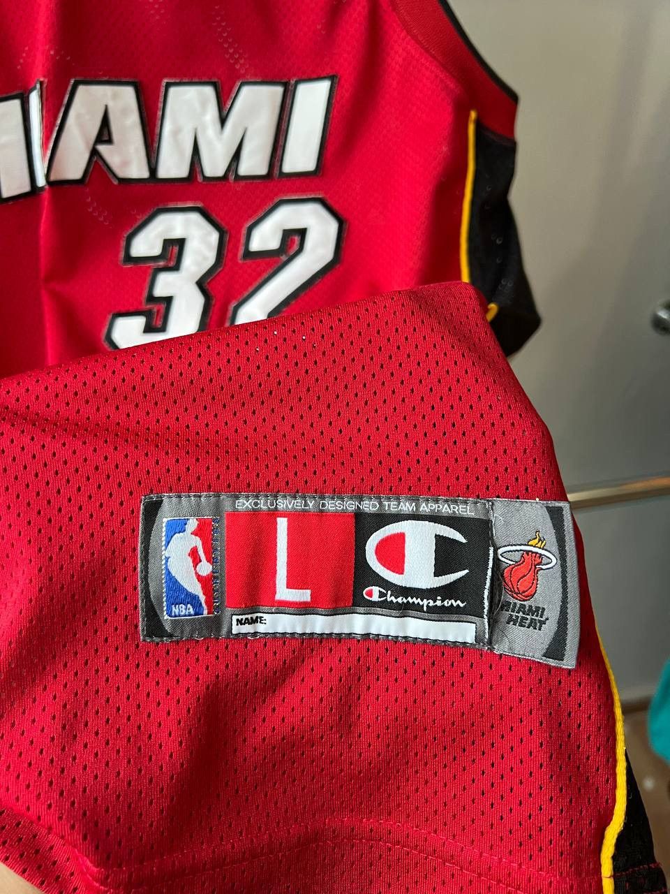 NBA VINTAGE MIAMI HEAT #32 O’NEAL CHAMPION BASKETBALL JERSEY L Size US L / EU 52-54 / 3 - 6 Thumbnail