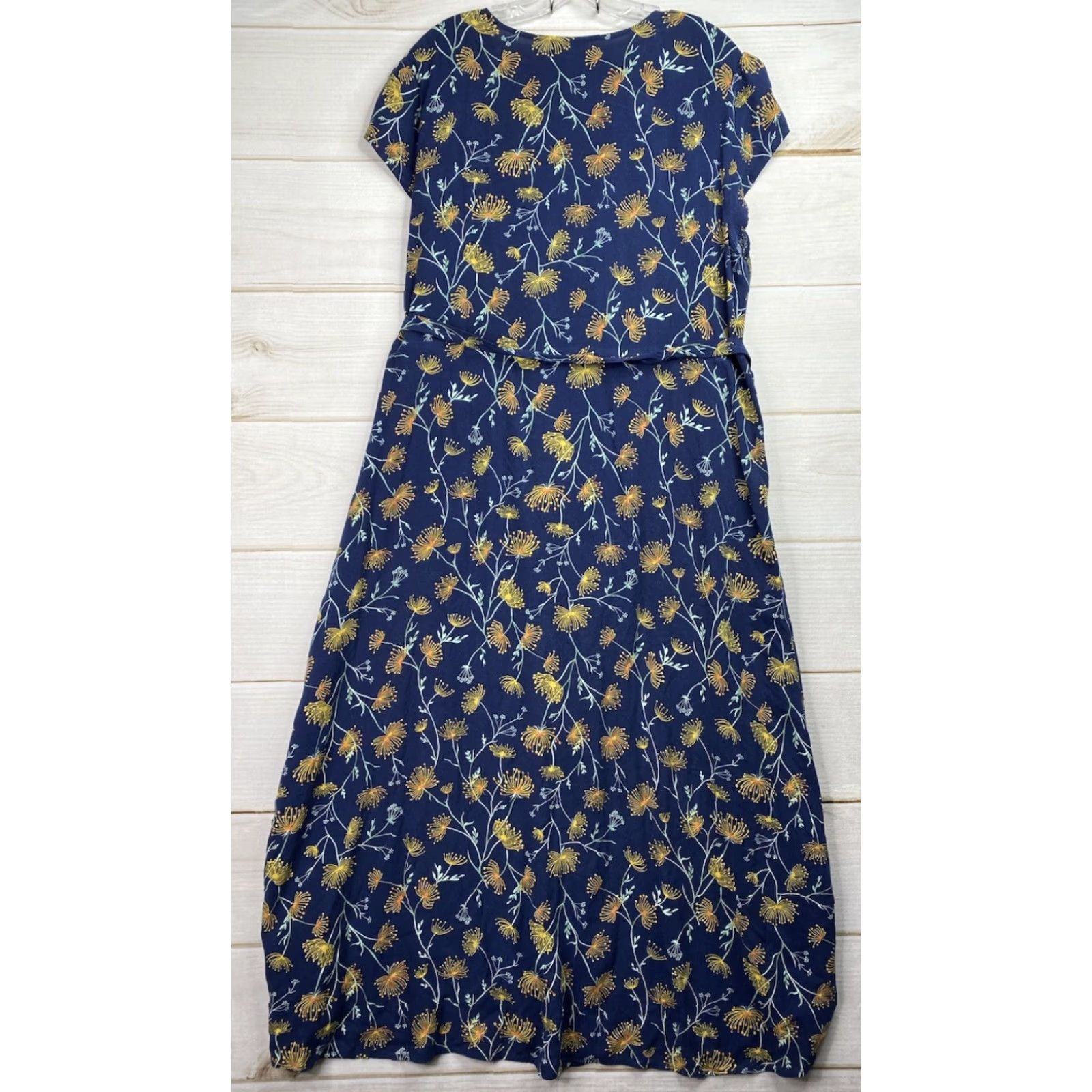 Vintage a.n.a Dress Wrap Floral Blue 1X Cap Sleeve V-Neck Midi Short Sleeve Rayon Womens Size XL / US 12-14 / IT 48-50 - 6 Thumbnail