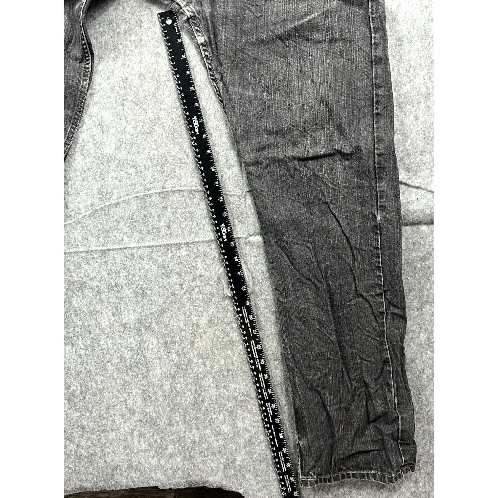 Levi's VINTAGE Levi's 514 Jeans Men Black Slim Straight 34x32 Distressed 5-Pocket Denim Regular 32in Inseam USA 500 Series Mens Size US 34 / EU 50 - 3 Thumbnail