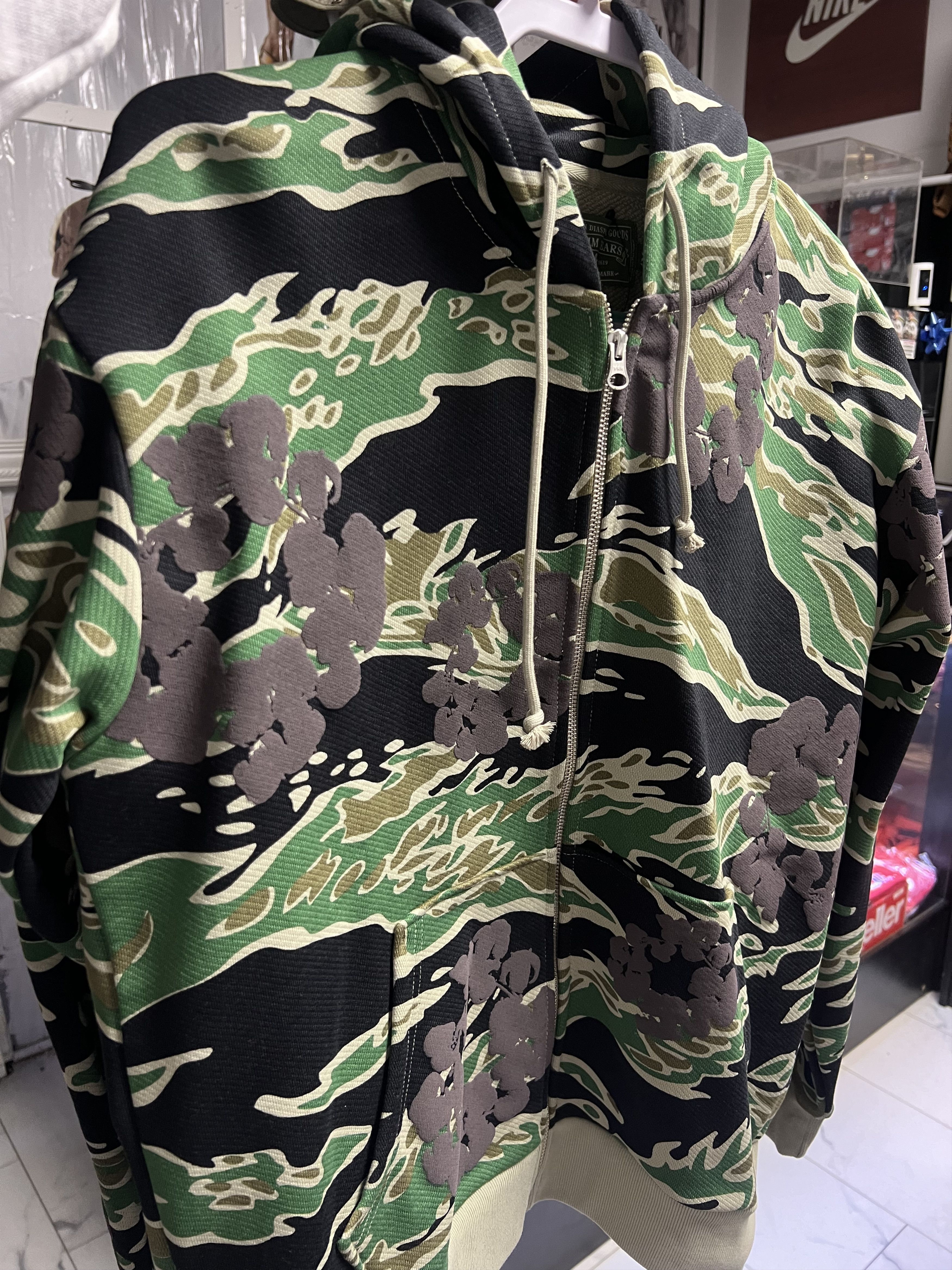DENIM TEARS Denim Tears Cotton Wreath Zip Hoodie Snow Camo XL 