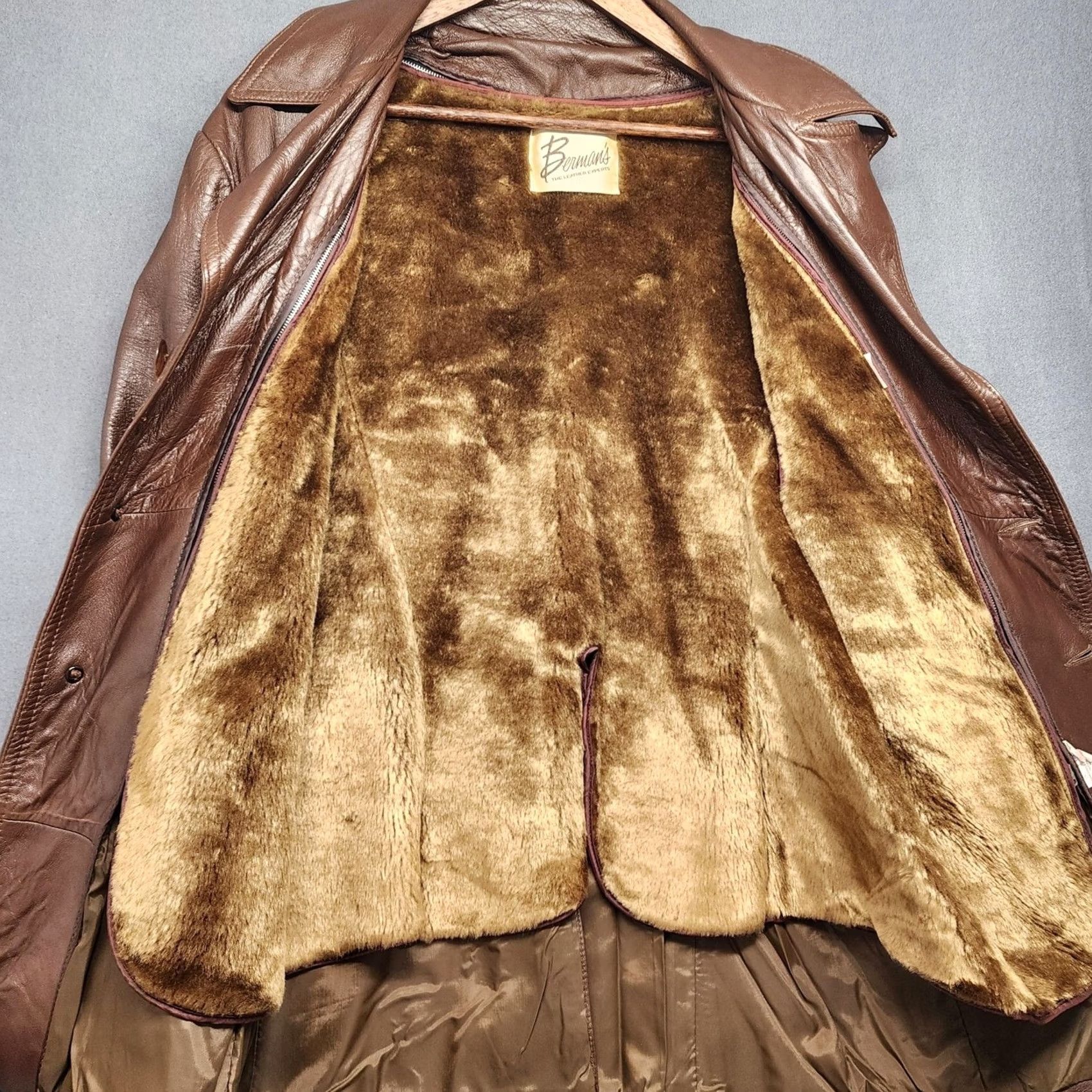 Ben Sherman VINTAGE Bermans Leather Jacket Mens 42 Brown Car Coat Zip Out Faux Fur Liner Coat Mens Brown Leather Jacket Regular 42 Mens Fur Lined overdress Size US XS / EU 42 / 0 - 3 Thumbnail