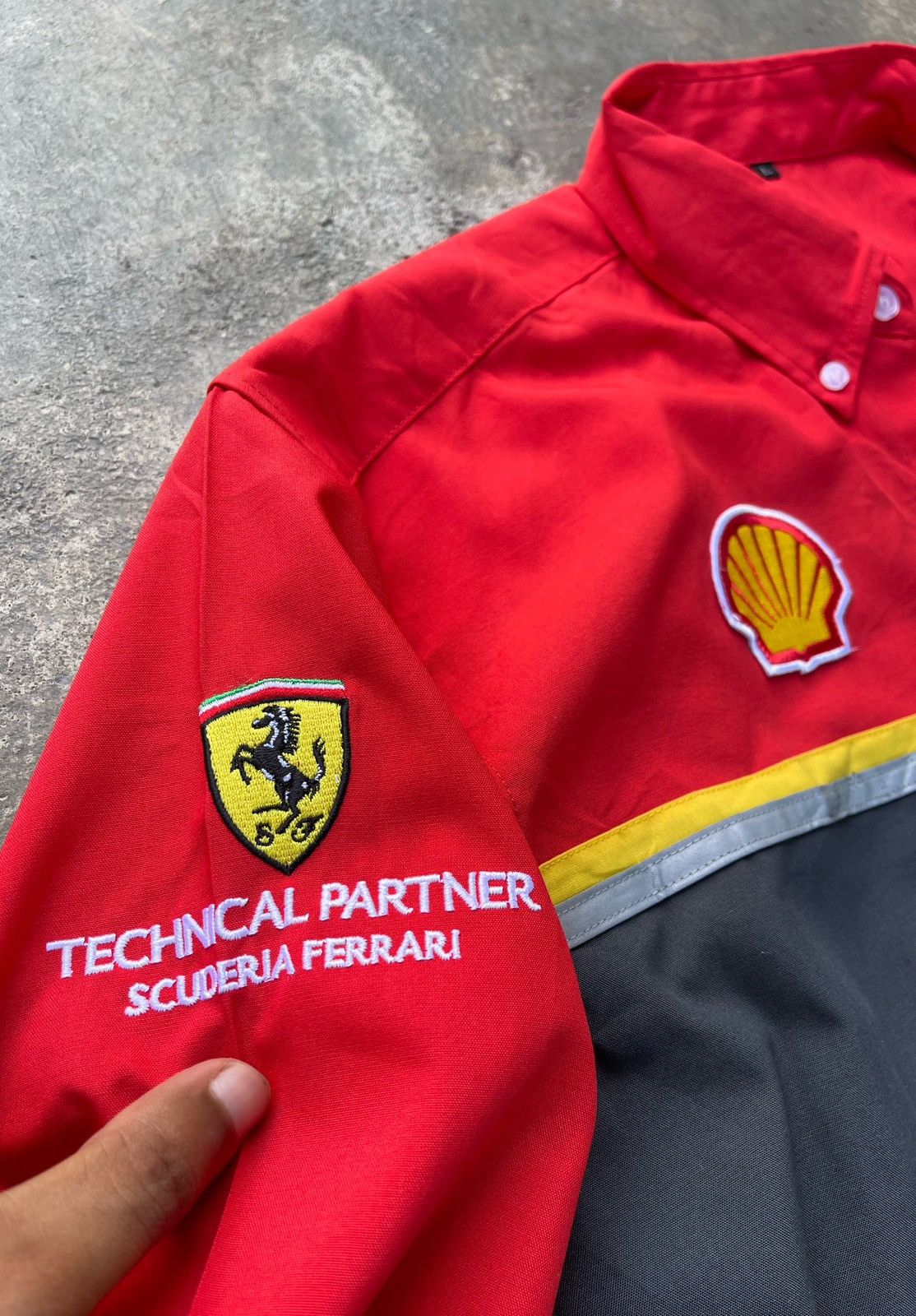 Ferrari × Sports Specialties 🔥Vintage Shell x Ferrari Workshirt Button Ups Size US L / EU 52-54 / 3 - 8 Thumbnail