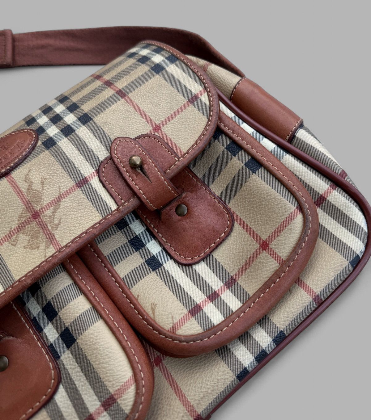 Burberry 80's BURBERRY NOVA CHECK Cargo Pockets Messenger Bag Size ONE SIZE - 17 Thumbnail