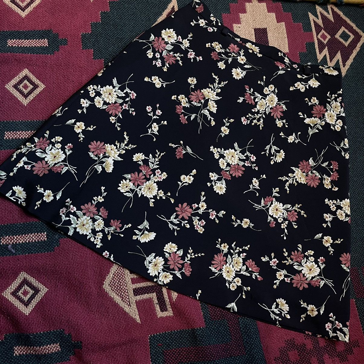 20471120 × If Six Was Nine Y2K Japanese Baby Girl Type Floral Silk Mini Skirt Size 27" / US 4 / IT 40 - 1 Thumbnail