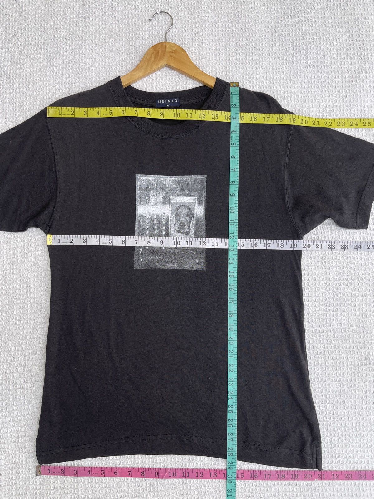 Uniqlo Rare🔥Vintage Uniqlo Dog Box Logo Tee Size US L / EU 52-54 / 3 - 10 Thumbnail