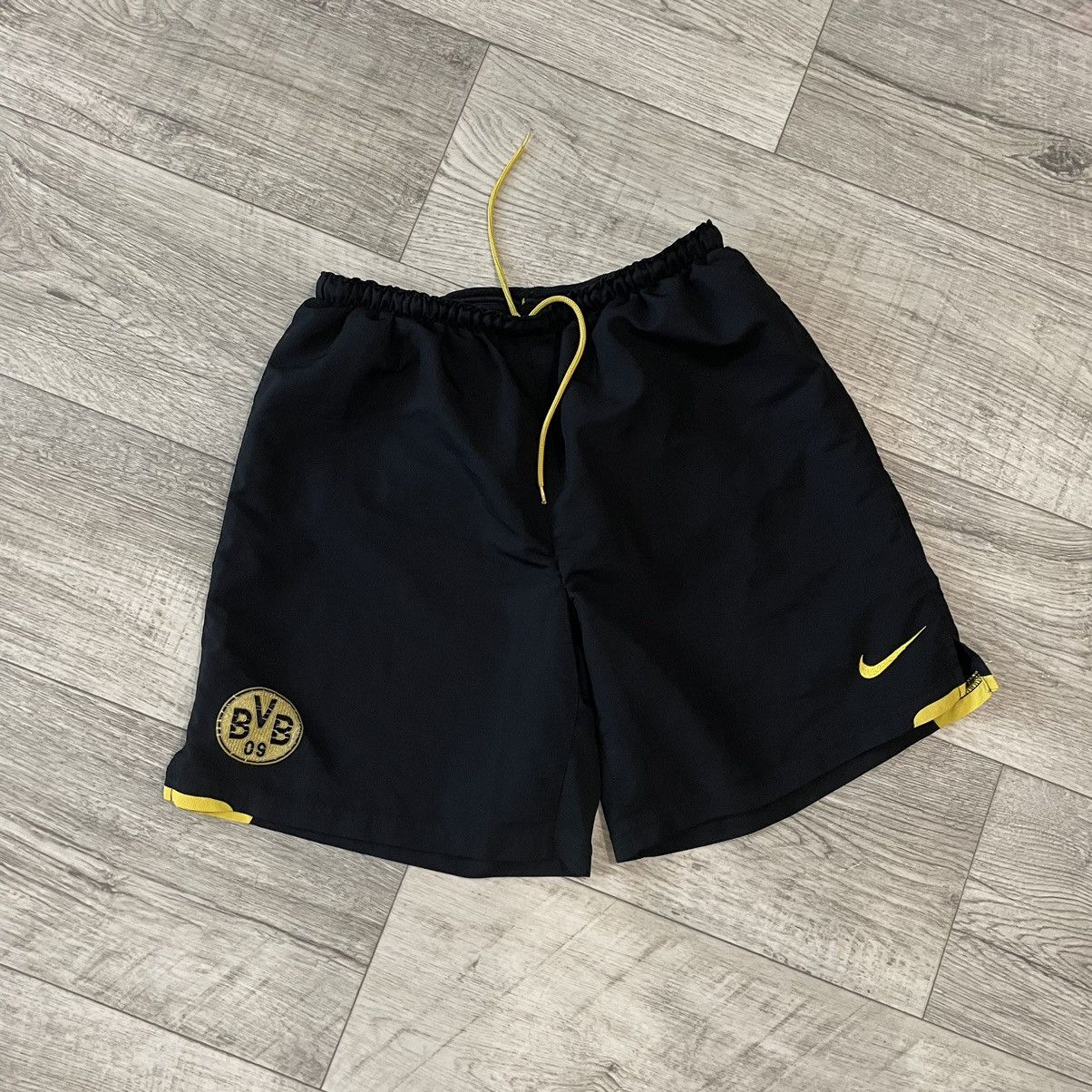 Jersey Nike Vintage Nike shorts BVB 09 Borussia Dortmund Jersey tee fan football Grailed