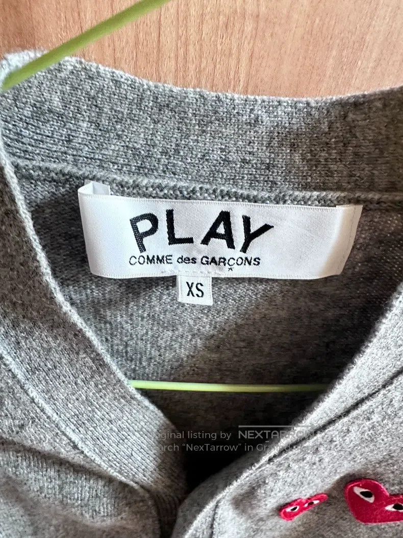 Comme des Garcons Comme Des Garcons Gray Wool Cardigan with Double Red Heart Size XS / US 0-2 / IT 36-38 - 2 Thumbnail