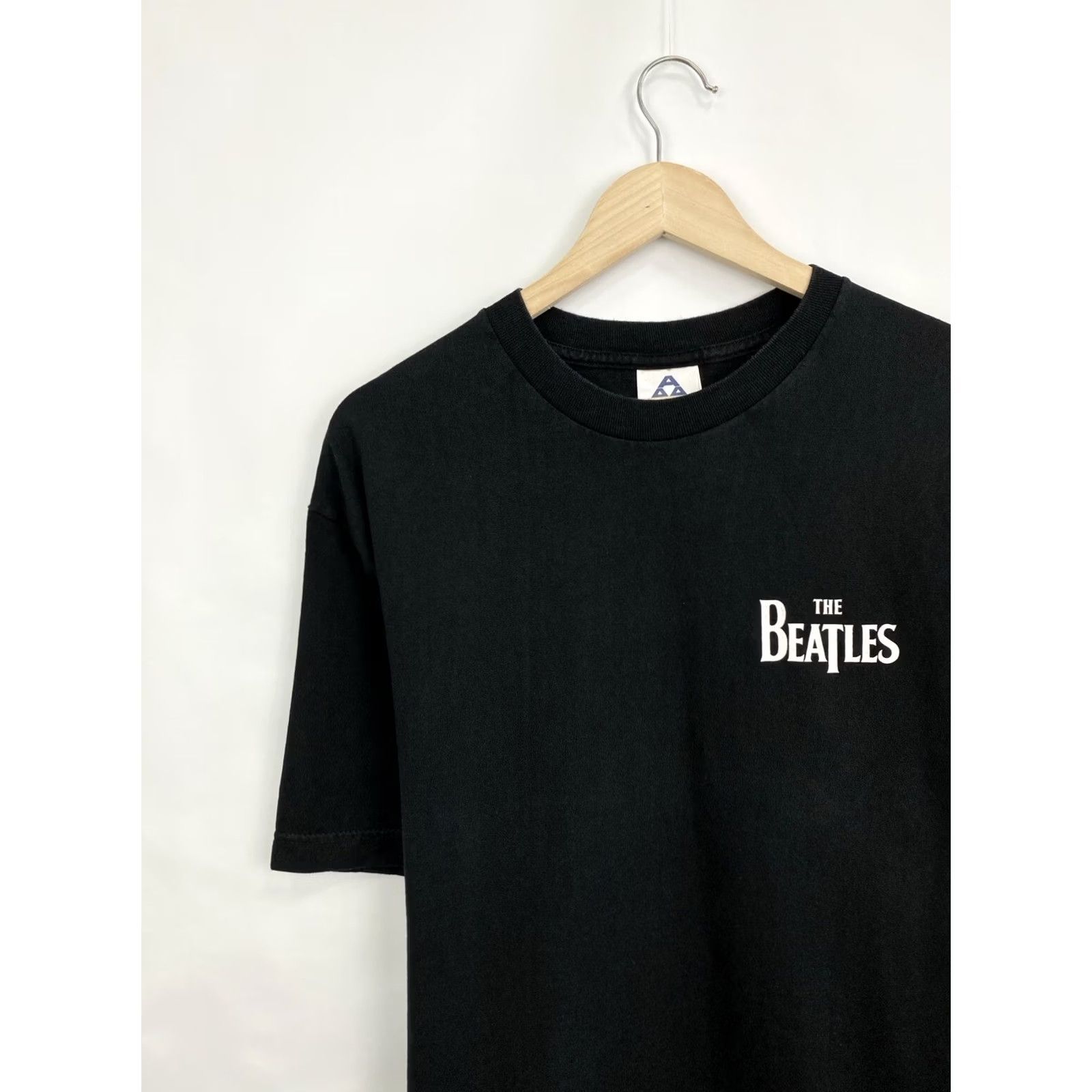 Apple VINTAGE The Beatles Apple rare retro r-shirt Nike Size US L / EU 52-54 / 3 - 7 Thumbnail