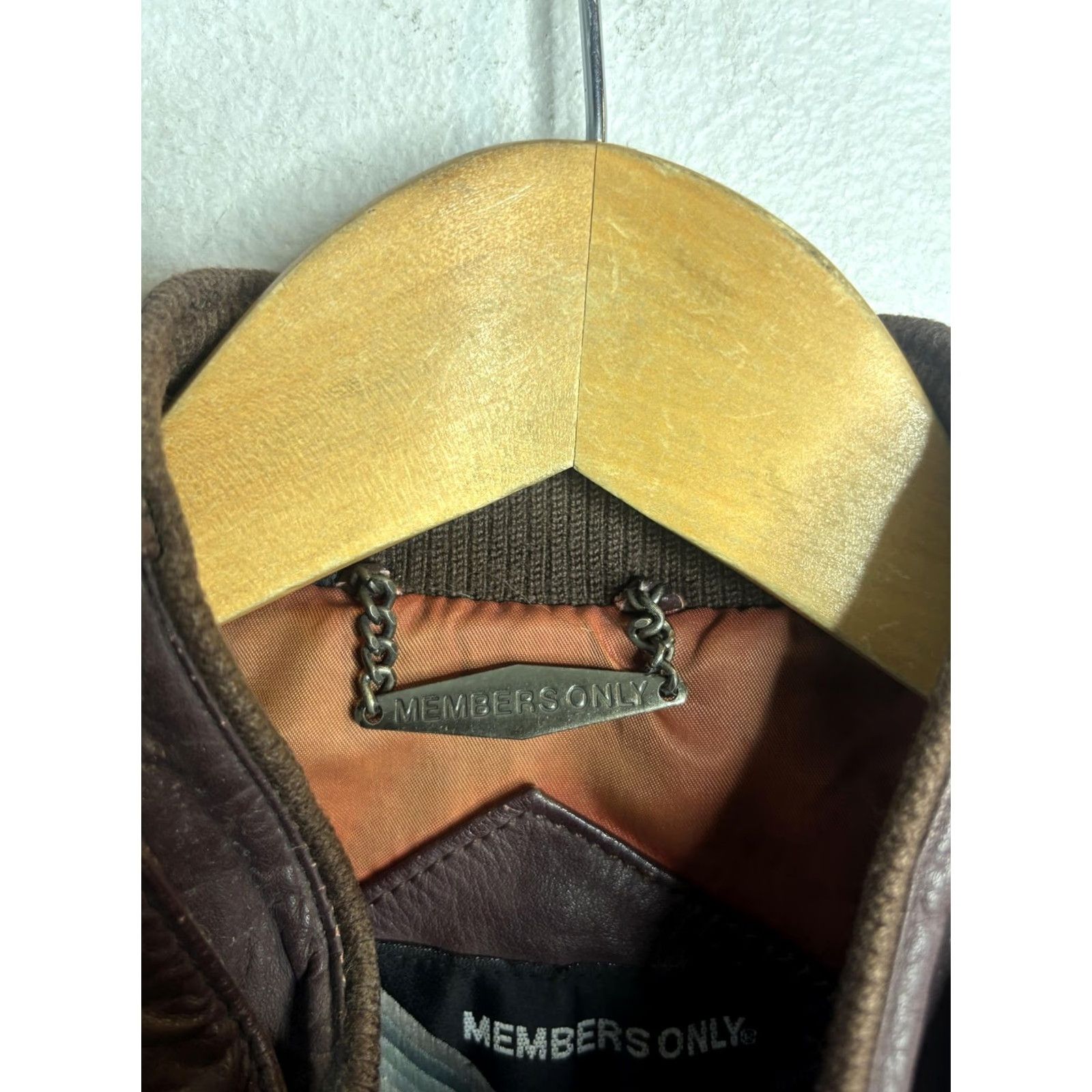 Members Only VINTAGE Members Only Jacket Mens 42 Brown Leather Bomber Zip Pockets 80s Size US XS / EU 42 / 0 - 5 Thumbnail