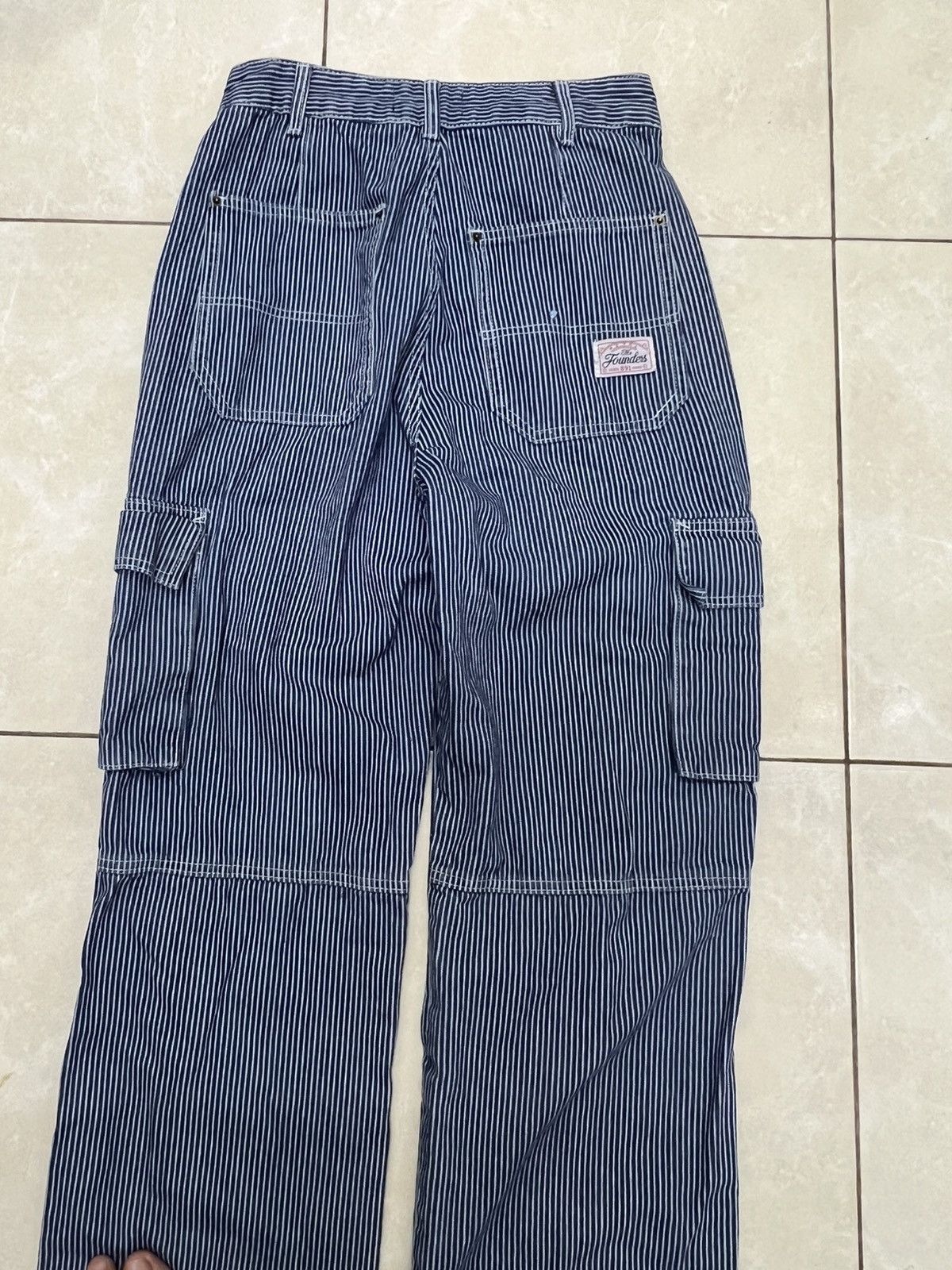 Japanese Brand JapaneseBrand Buckle Belt Striped Denim Baggy Cargo jeans Size US 26 / EU 42 - 7 Thumbnail