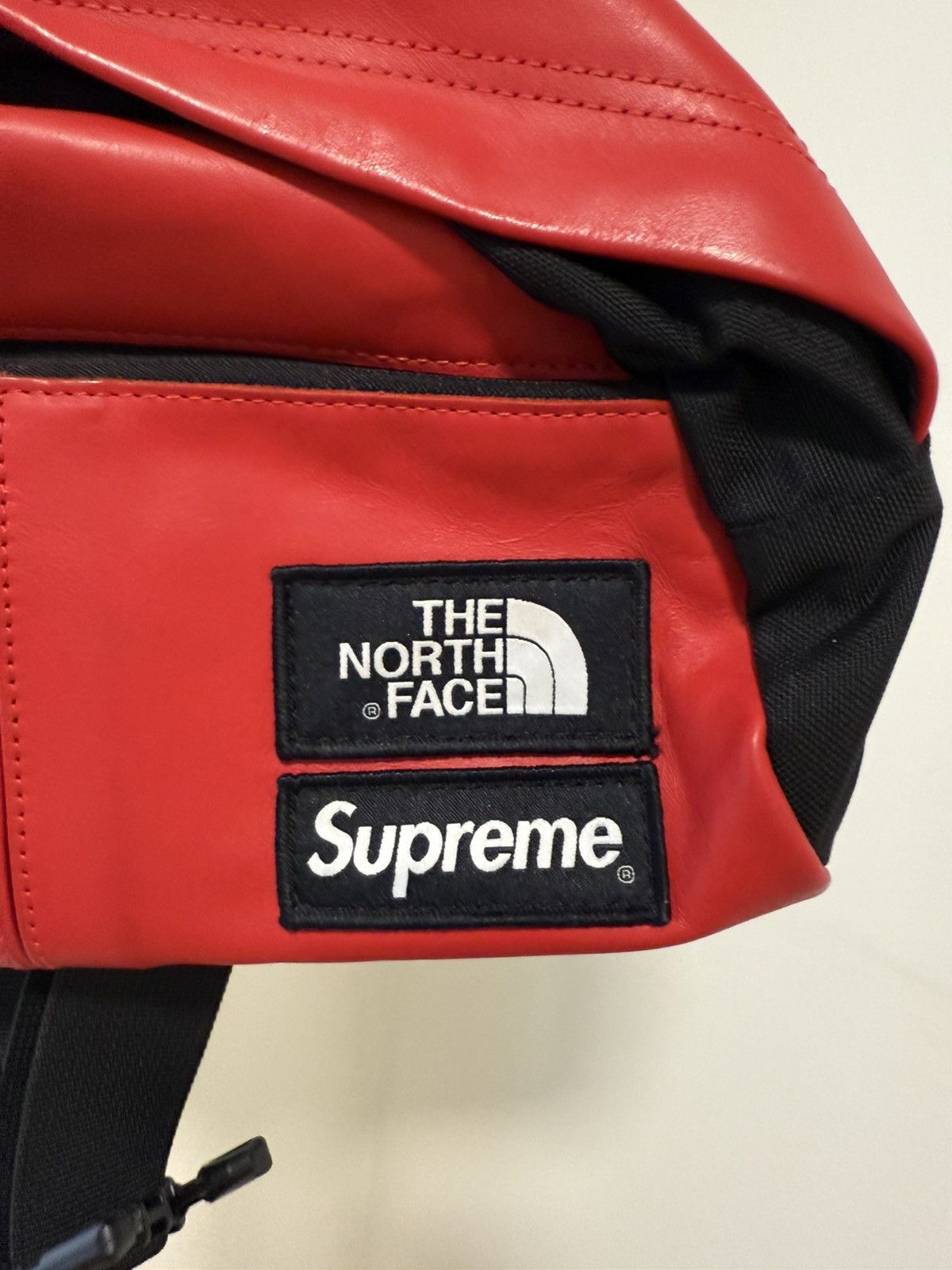 Supreme × The North Face Supreme The North Face Leather Roo pack waist bag Size ONE SIZE - 2 Thumbnail