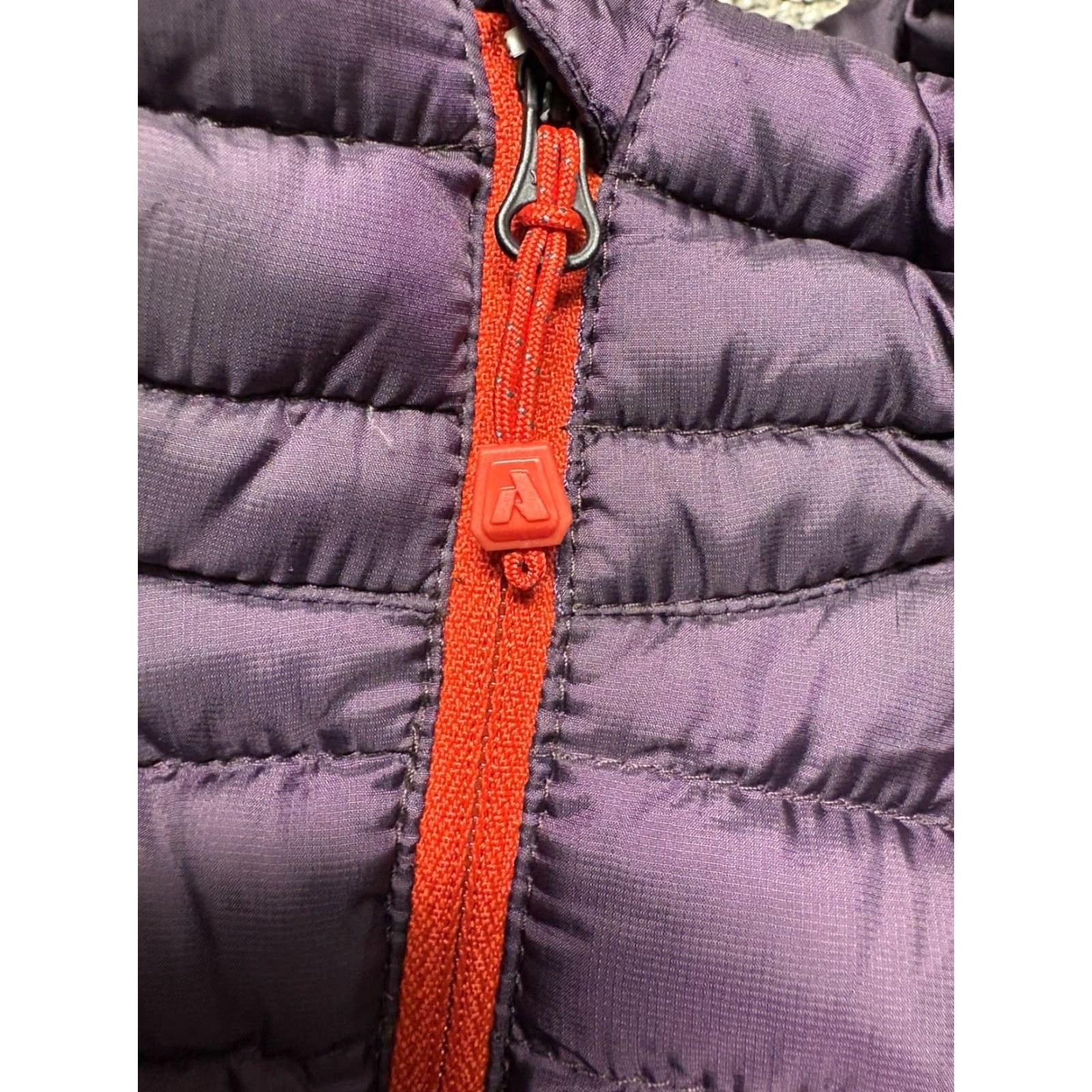 Eddie Bauer Eddie Bauer First Ascent Vest Womens Medium Stormdown 800 Goose Down Jacket Size M / US 6-8 / IT 42-44 - 7 Thumbnail