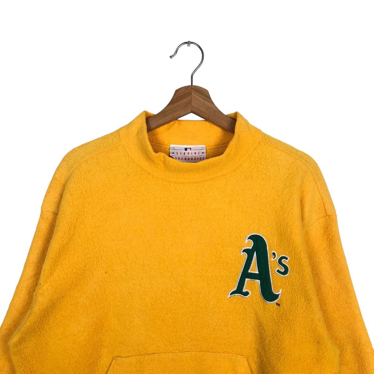 Japanese Brand × MLB VINTAGE MLB GENUINE MERCHANDISE BIG LOGO SWEATSHIRT Size US S / EU 44-46 / 1 - 2 Thumbnail