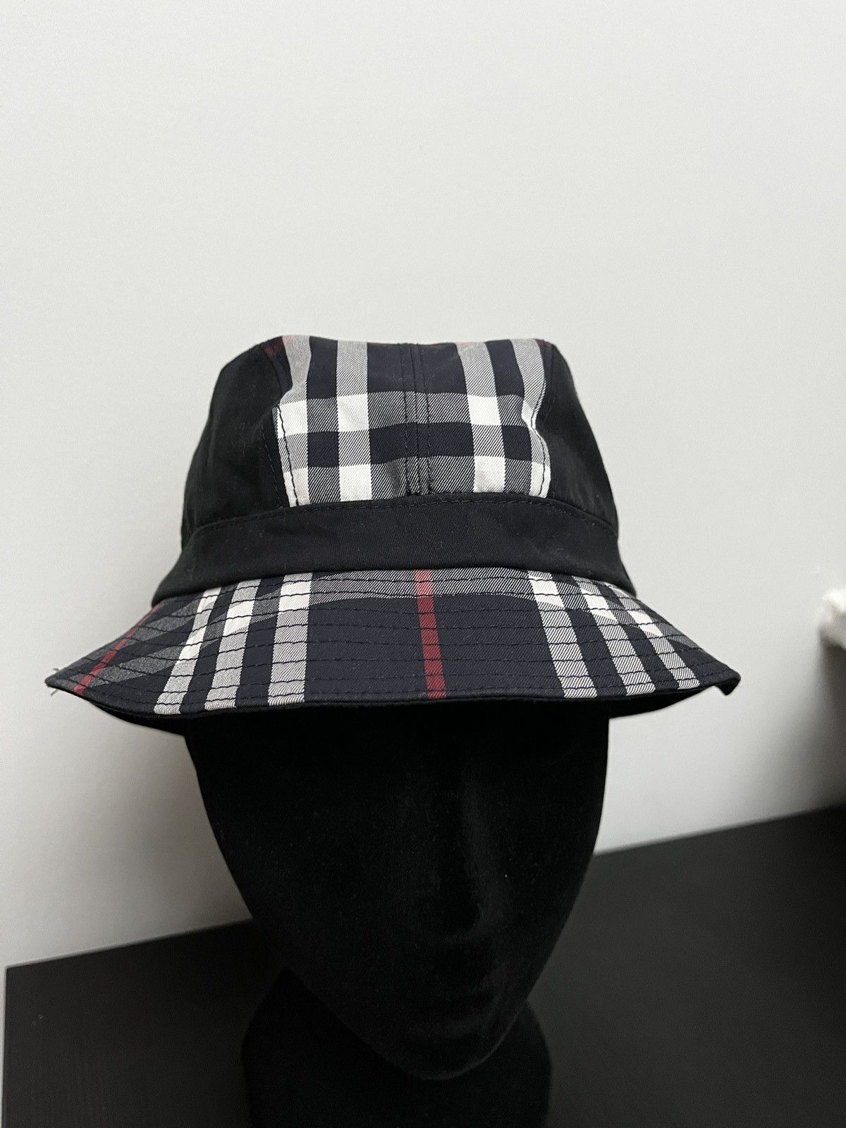 GOSHA x Burberry Check Print Bucket Hat (unisex)