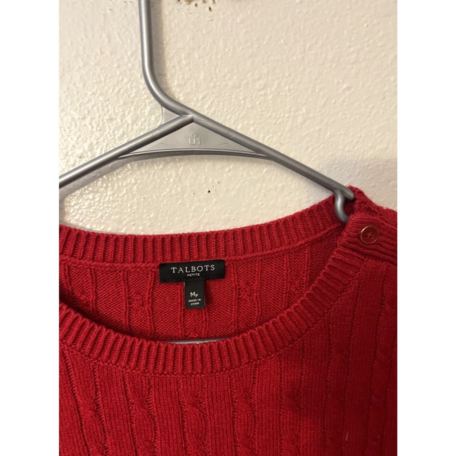 Talbots Talbots Red Sweater Knit Cable Knit Round Neck Button Petit Womens Pullover Casual Size M / US 6-8 / IT 42-44 - 3 Thumbnail
