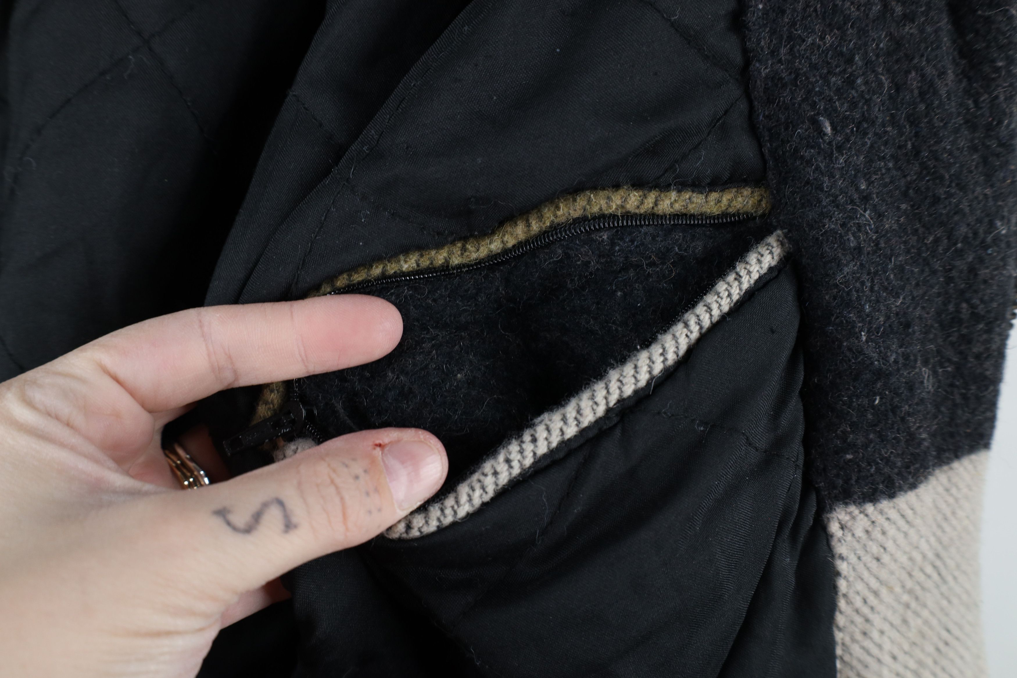 Vintage Vintage 90s Streetwear Wool Tweed Leather Collar Jacket Size US S / EU 44-46 / 1 - 12 Thumbnail