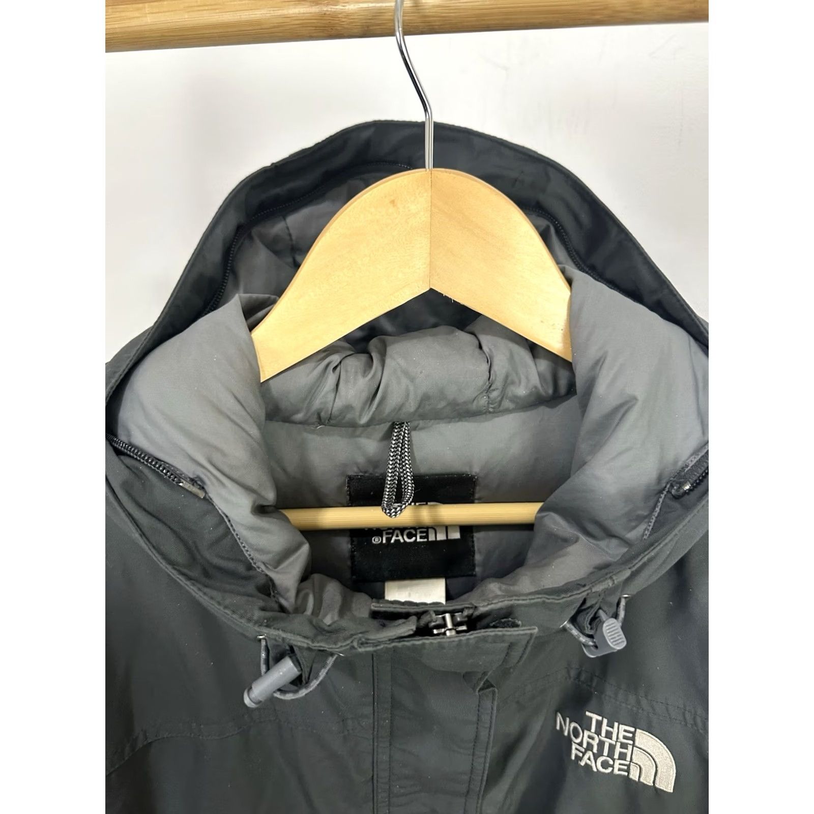 The North Face The North Face Women's 550 Puffer Goose Down Hooded Ski Jacket XL Size XL / US 12-14 / IT 48-50 - 7 Thumbnail