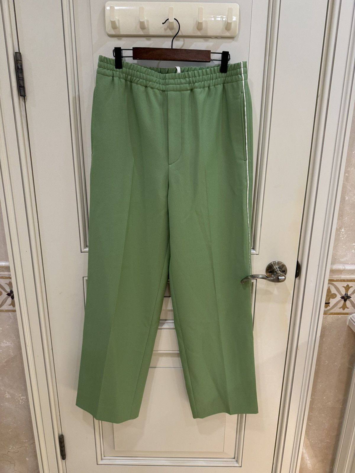 Gucci wide legged track.pants size46 Size US 30 / EU 46 - 1 Thumbnail