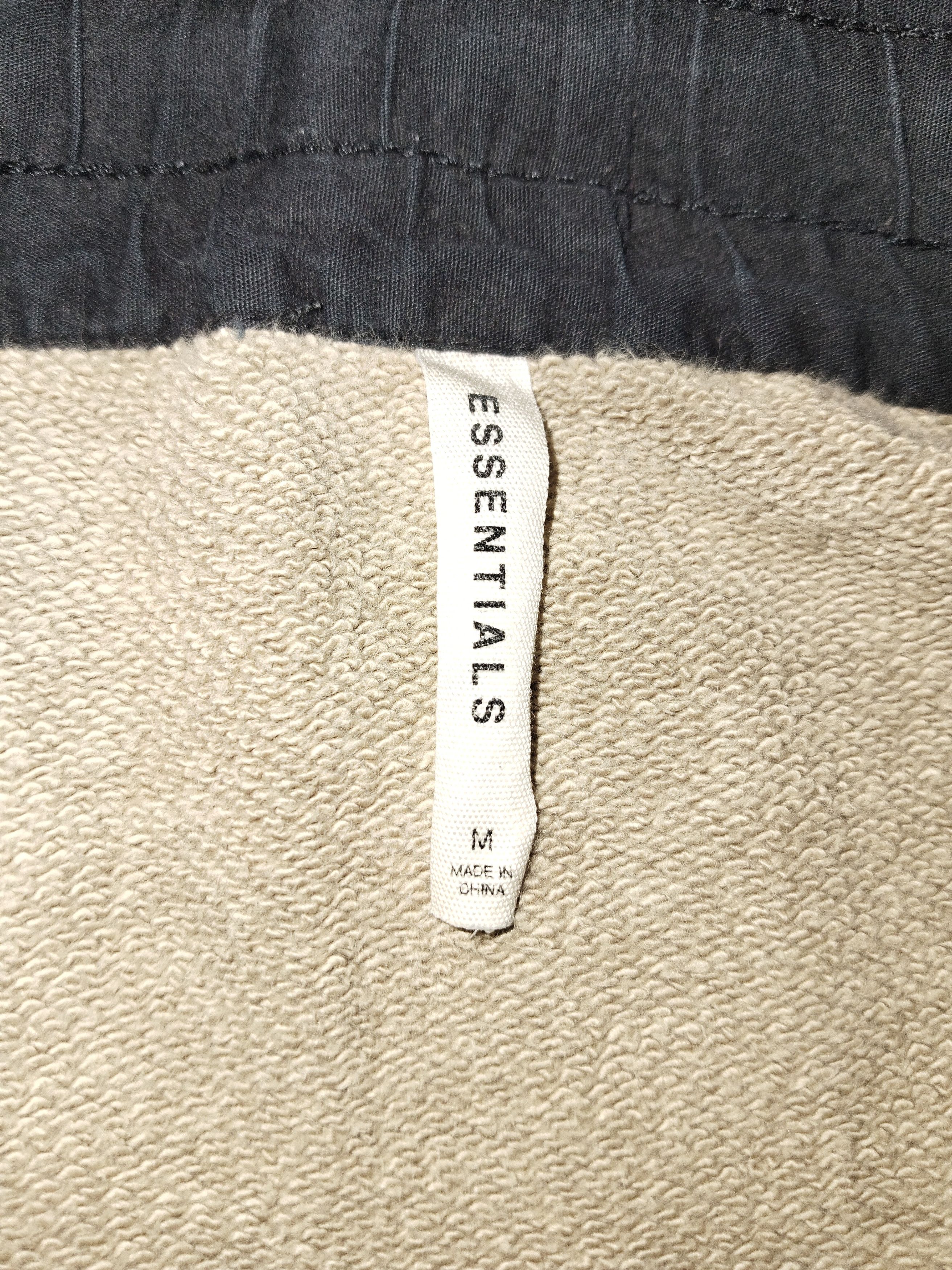 Fear of God FEAR OF GOD ESSENTIALS Short Size US 34 / EU 50 - 7 Thumbnail