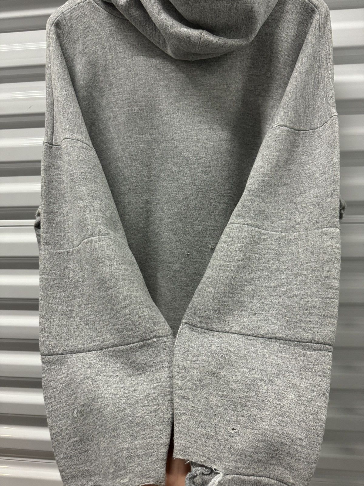 Vintage Vintage Distressed Western Ontario University Padded Hoodie Size US L / EU 52-54 / 3 - 8 Thumbnail
