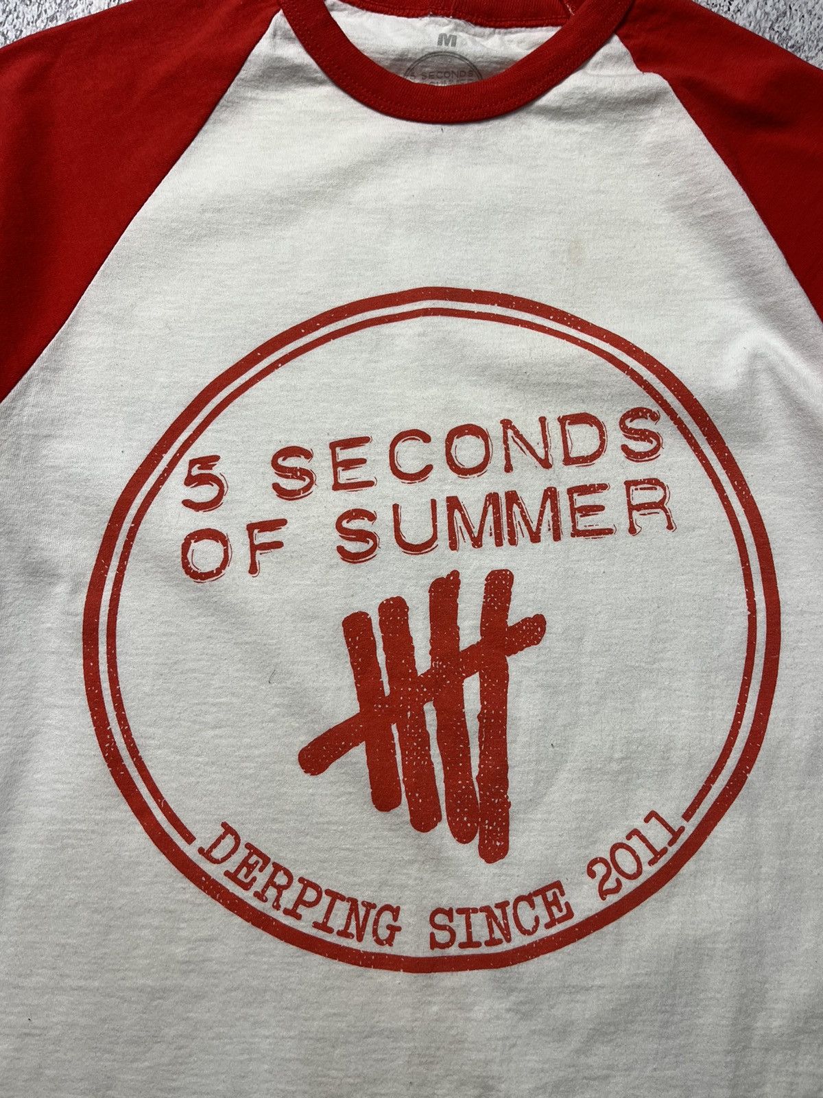 Band Tees 5 Seconds Of Summer Vintage Rock Band Longsleeve Size US M / EU 48-50 / 2 - 13 Thumbnail