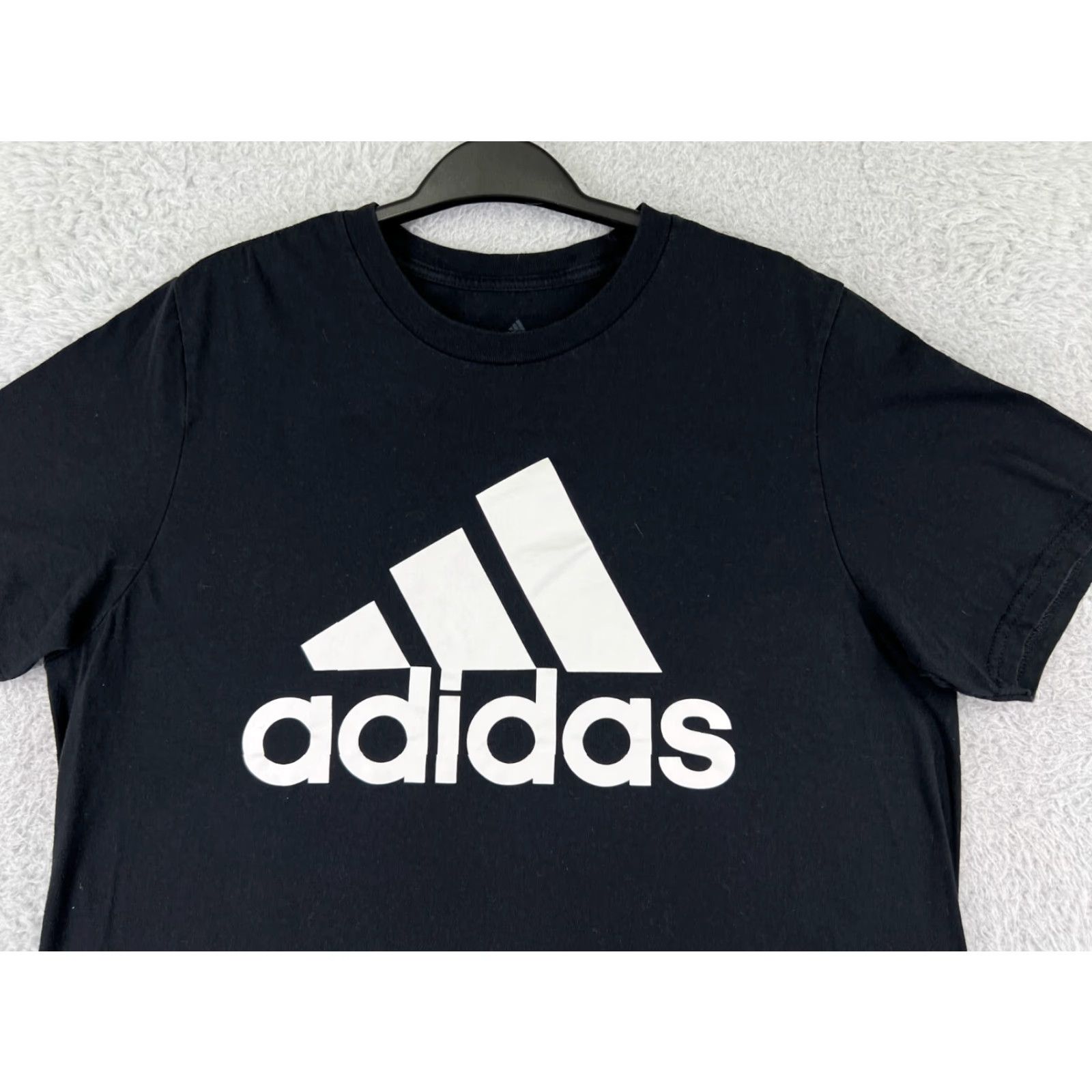 Adidas Adidas Shirt Mens Large Black Short Sleeve Crew Neck 100% Cotton Spellout Logo Size US L / EU 52-54 / 3 - 5 Thumbnail