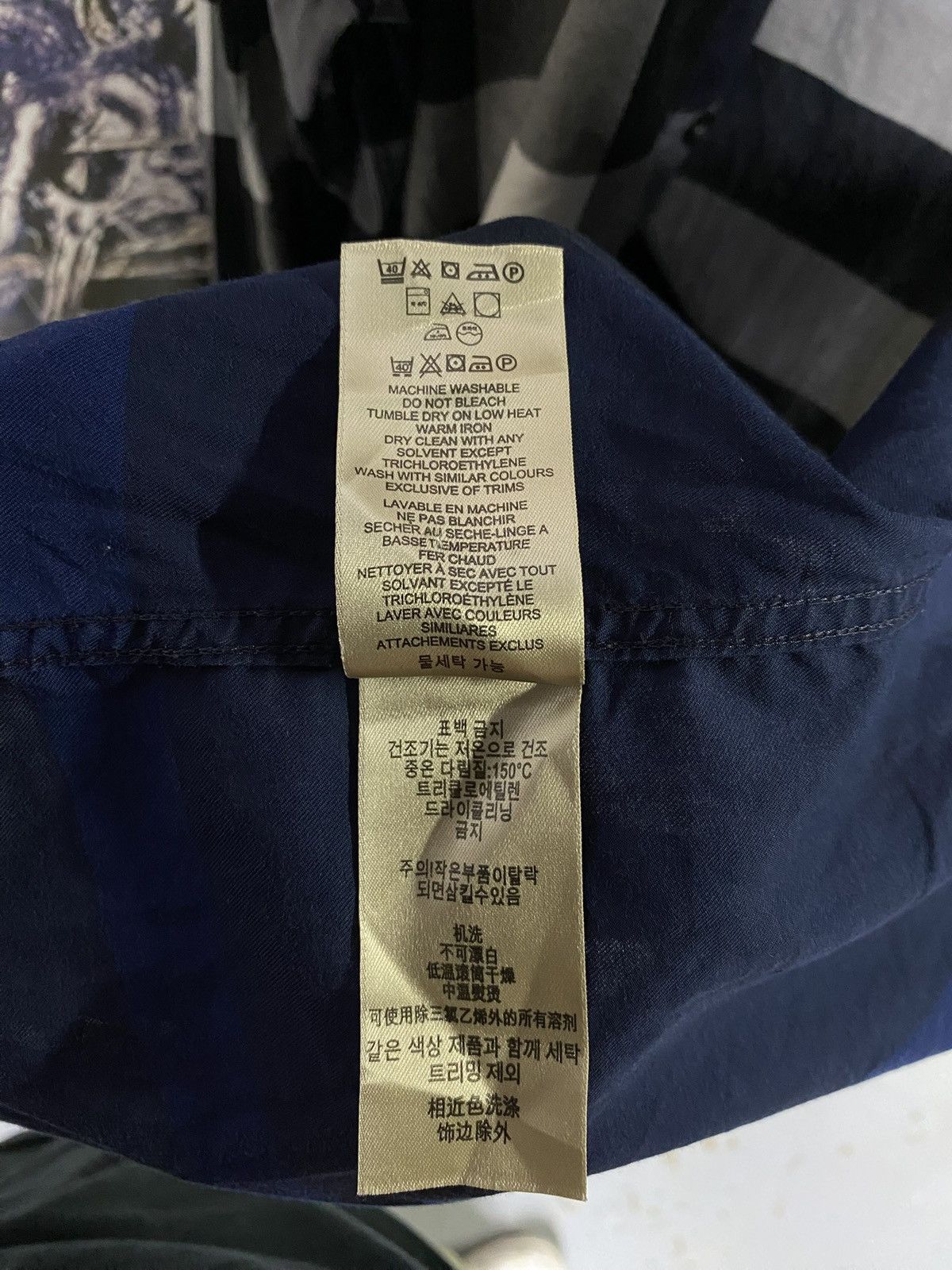 Burberry Check Button Up Men’s T-Shirt Preowned Size Medium
